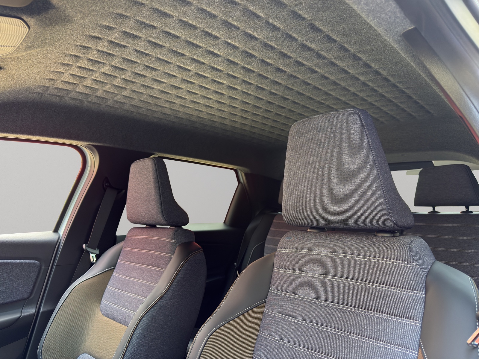 RENAULT 5 E-Tech Comfort Range Techno-image-10