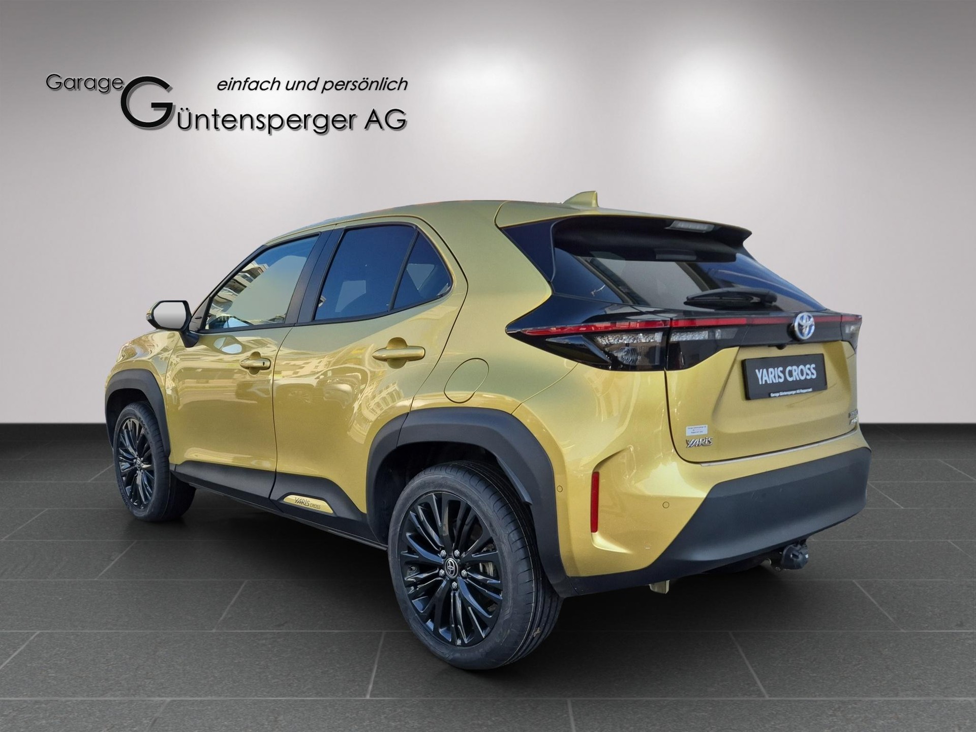 TOYOTA Yaris Cross 1.5 VVT-i HSD Elegant AWD-i-image-2