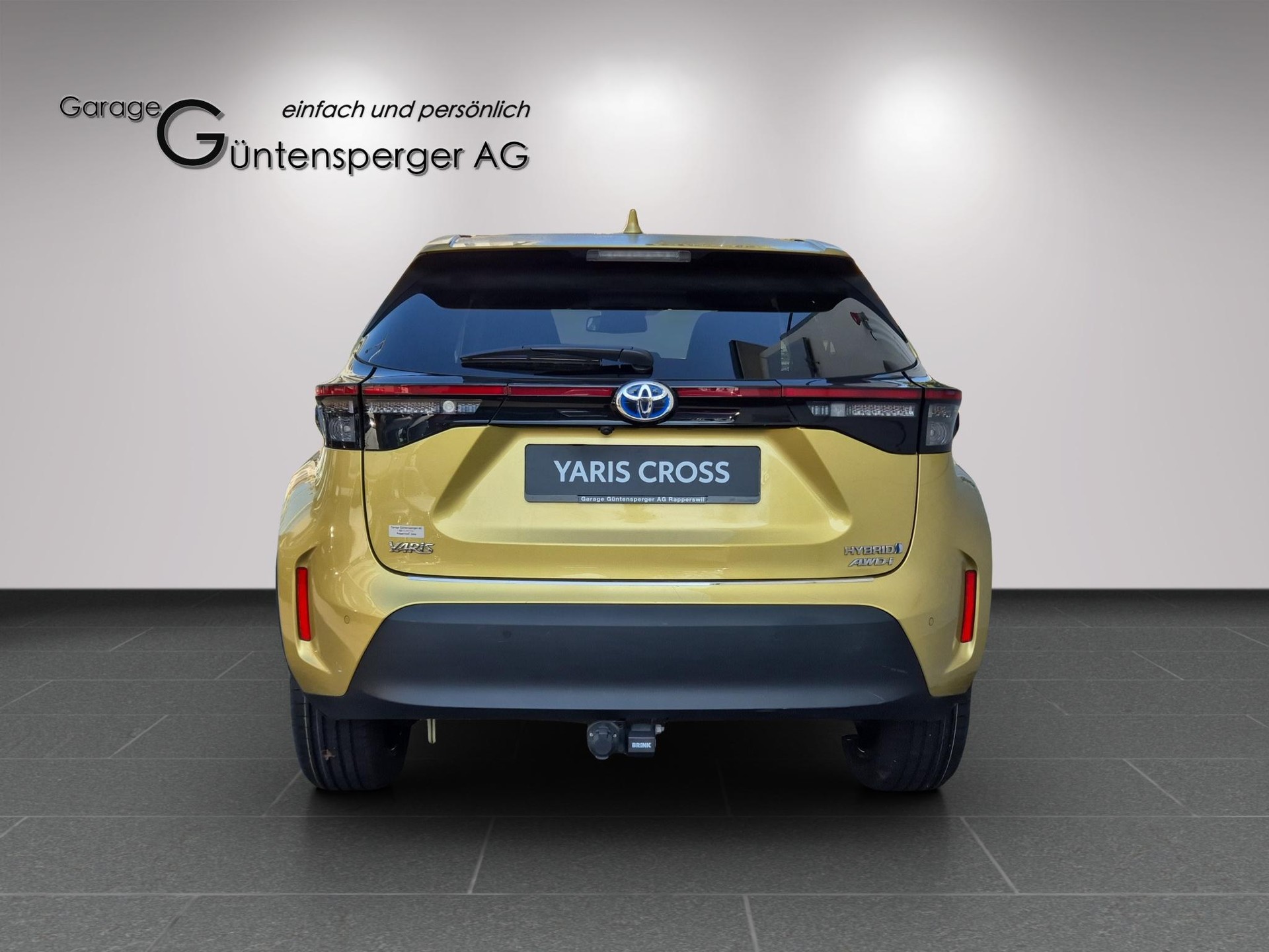 TOYOTA Yaris Cross 1.5 VVT-i HSD Elegant AWD-i-image-3