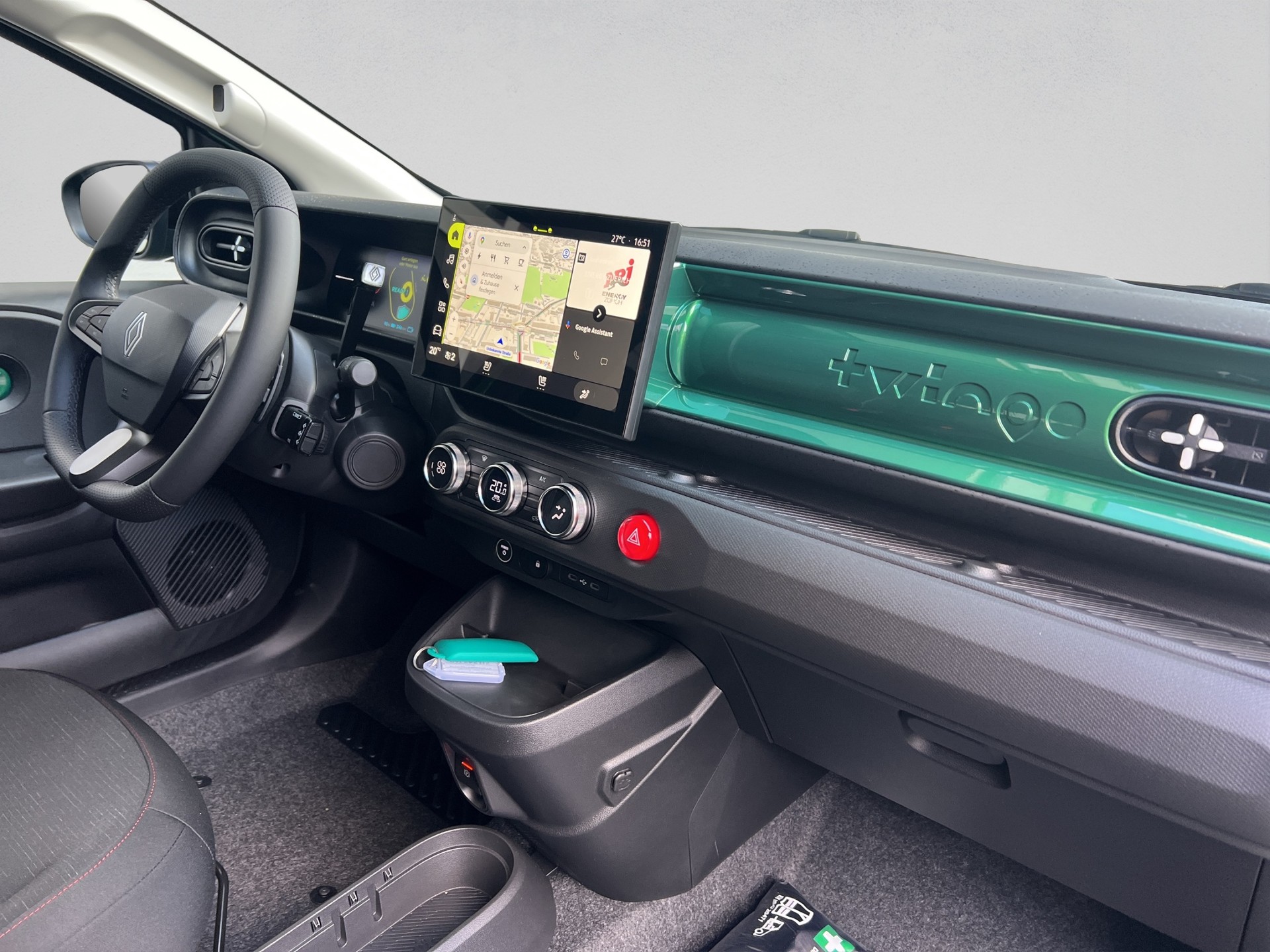 RENAULT Twingo E-Tech 27kWh Techno-image-7