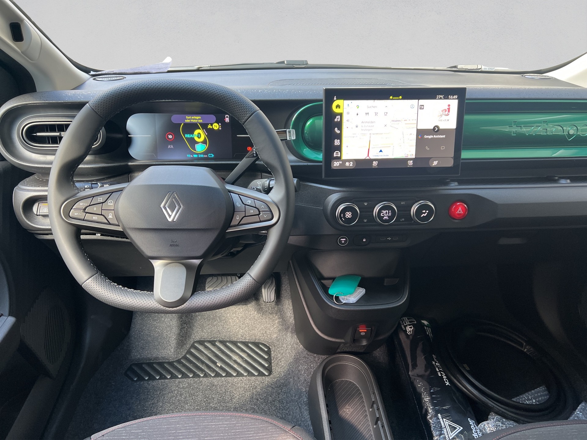RENAULT Twingo E-Tech 27kWh Techno-image-6