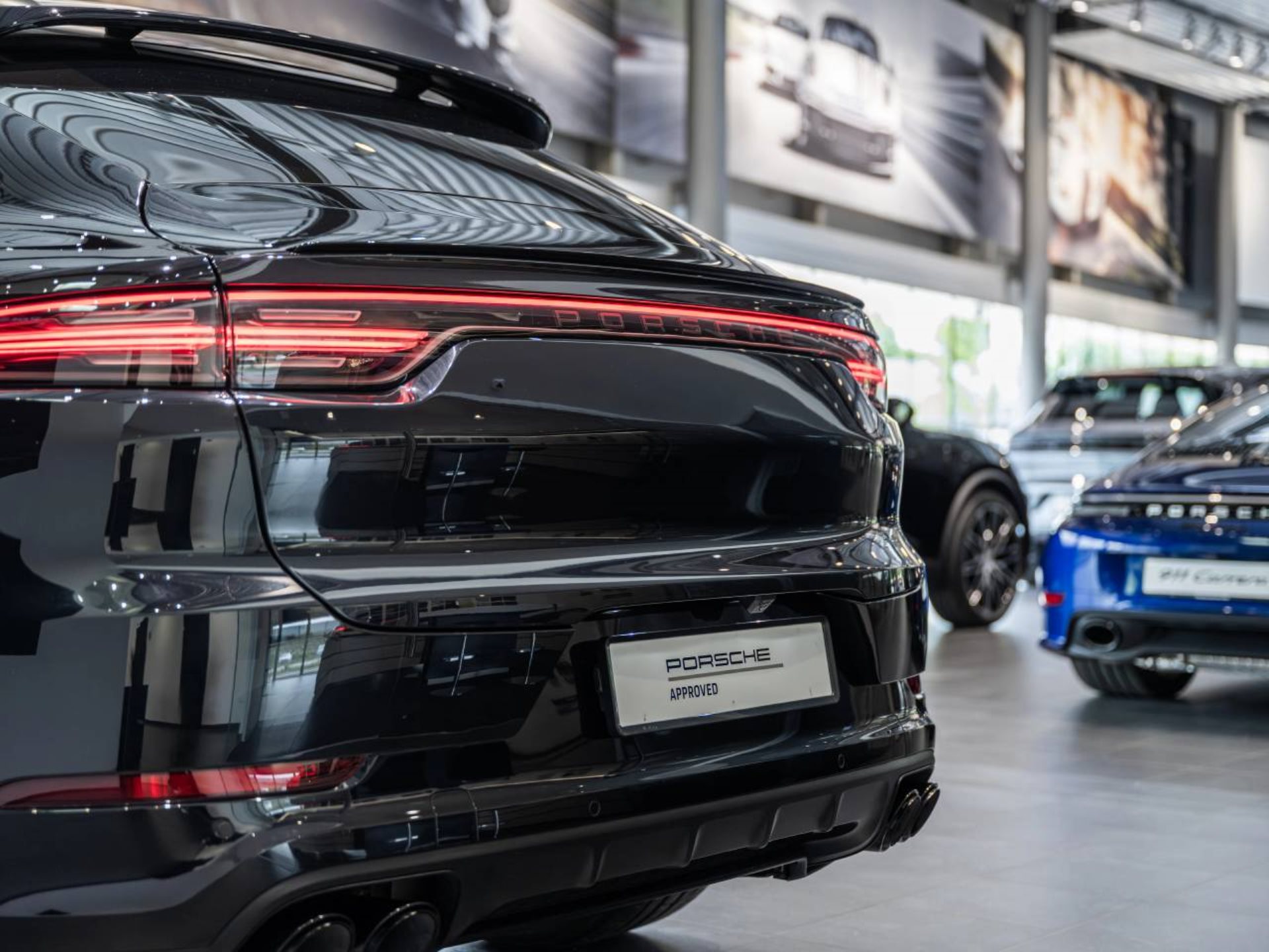 PORSCHE Cayenne E-Hybrid Coupé-image-27