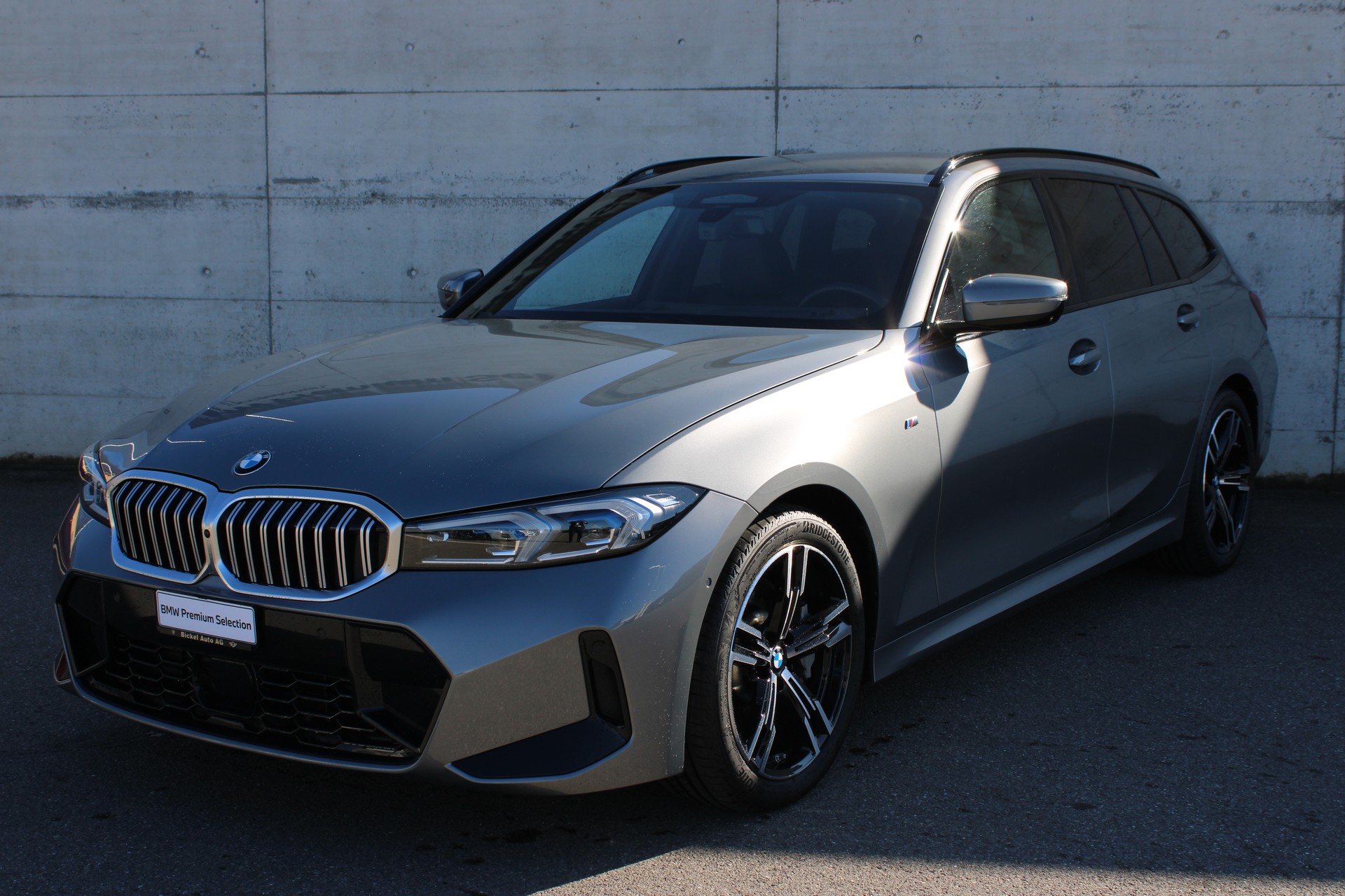 BMW 330d xDrive 48V Touring