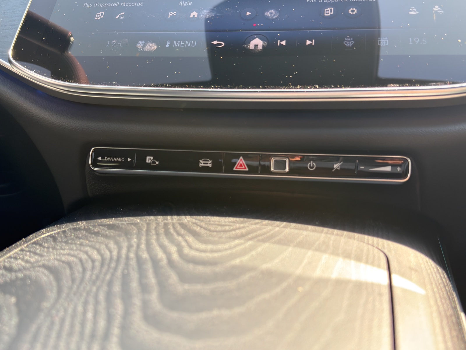 MERCEDES-BENZ E 220 d T 9G-Tronic-image-11