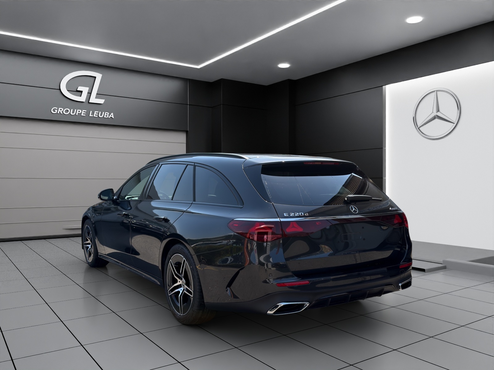 MERCEDES-BENZ E 220 d T 9G-Tronic-image-3