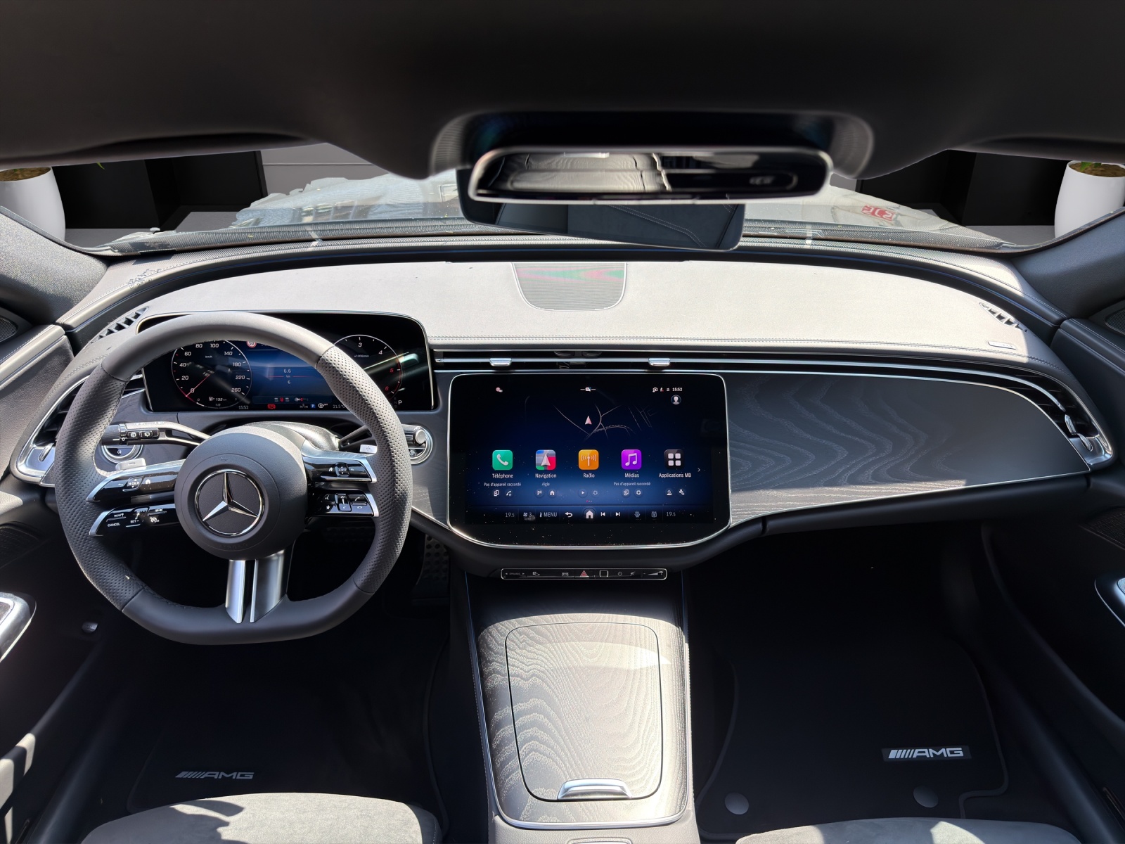 MERCEDES-BENZ E 220 d T 9G-Tronic-image-8