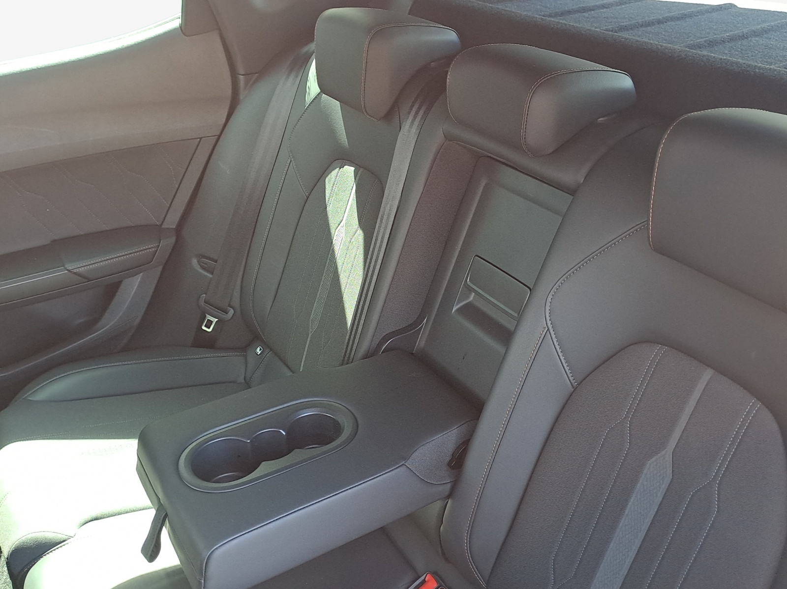 CUPRA Formentor 1.4 e-HYBRID pHEV DSG-image-12