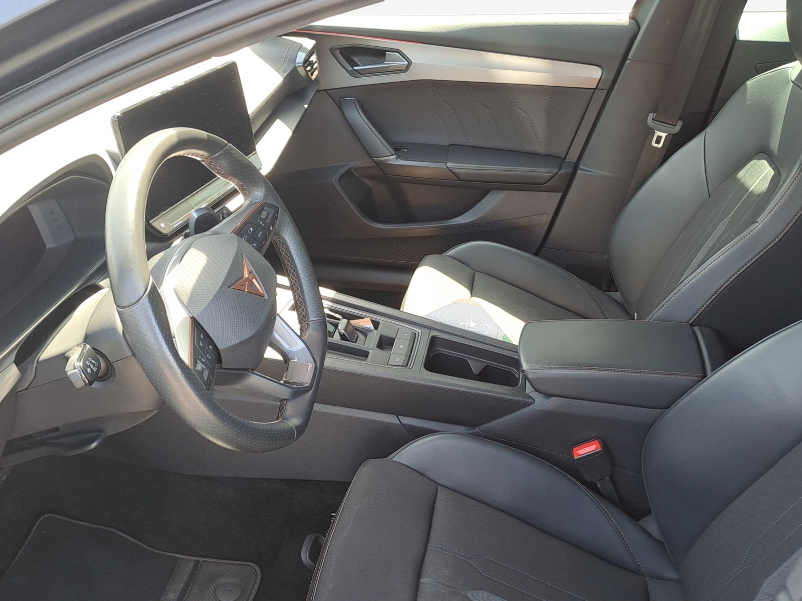 CUPRA Formentor 1.4 e-HYBRID pHEV DSG-image-5