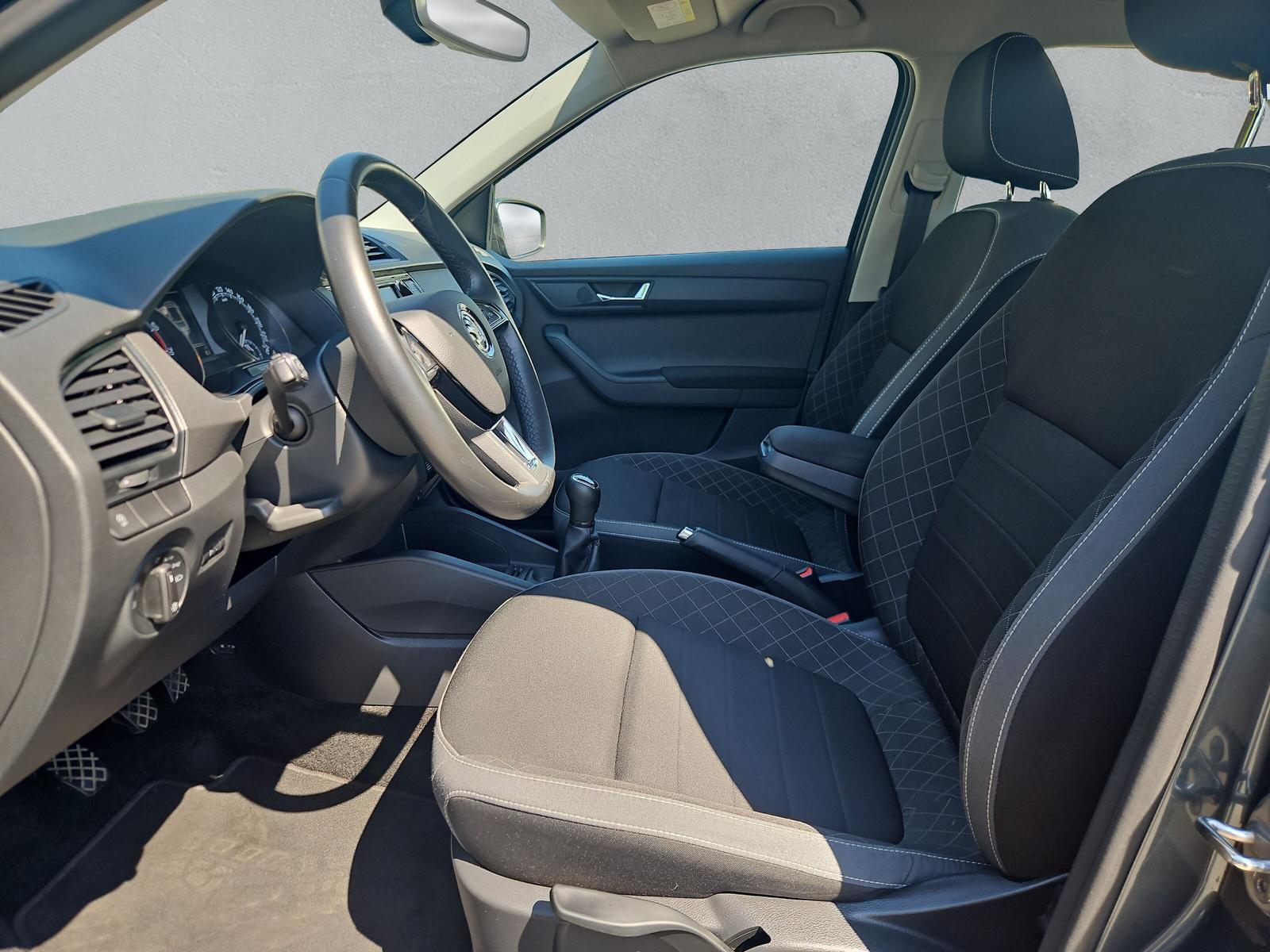 SKODA Fabia 1.0 TSI Ambition (CH)-image-11