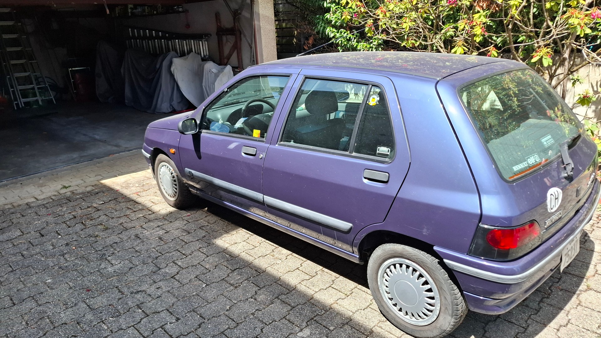 RENAULT 1.4 RT-image-1