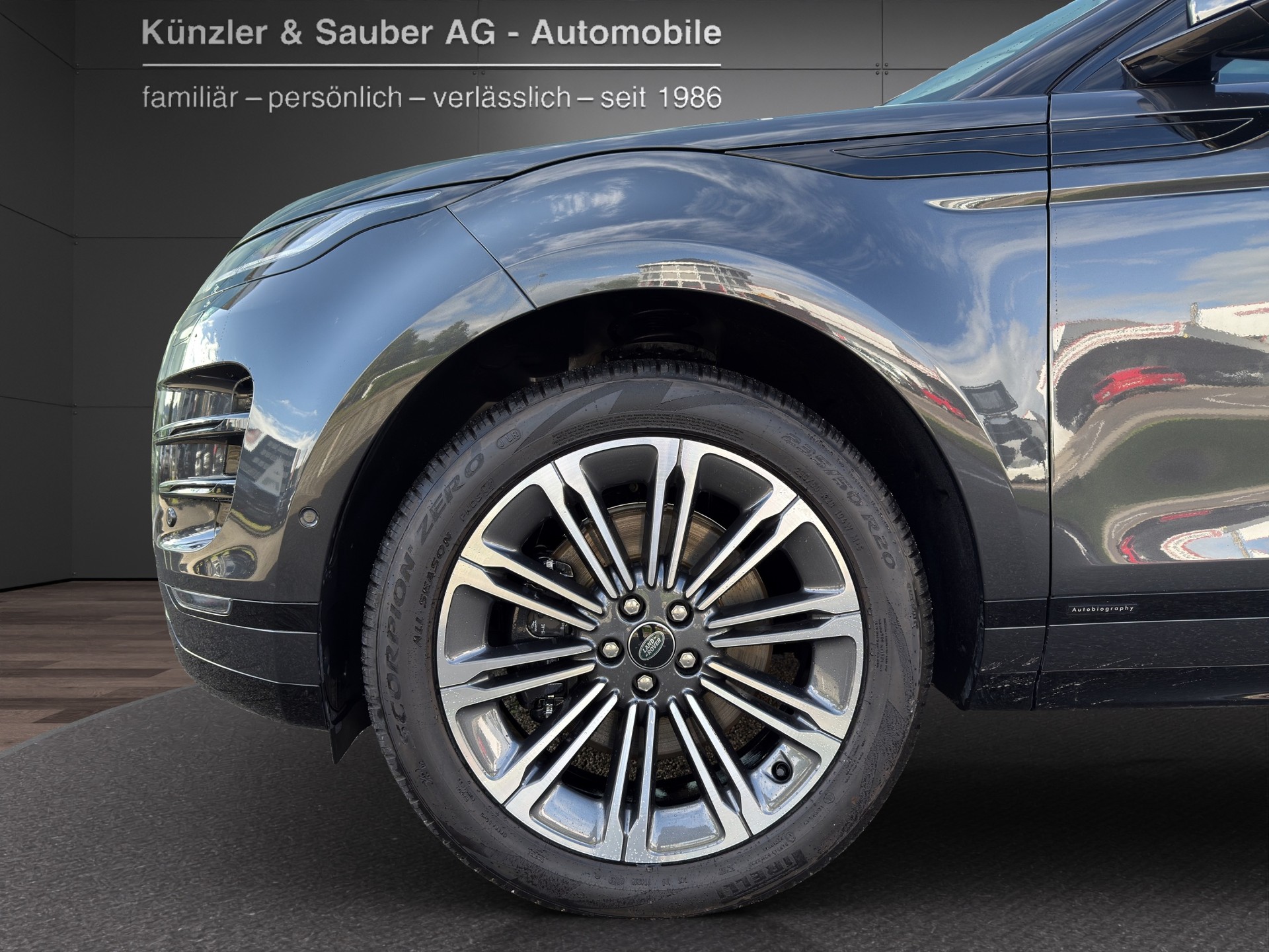 LAND ROVER Range Rover Evoque P 270e Autobiography AT9-image-2