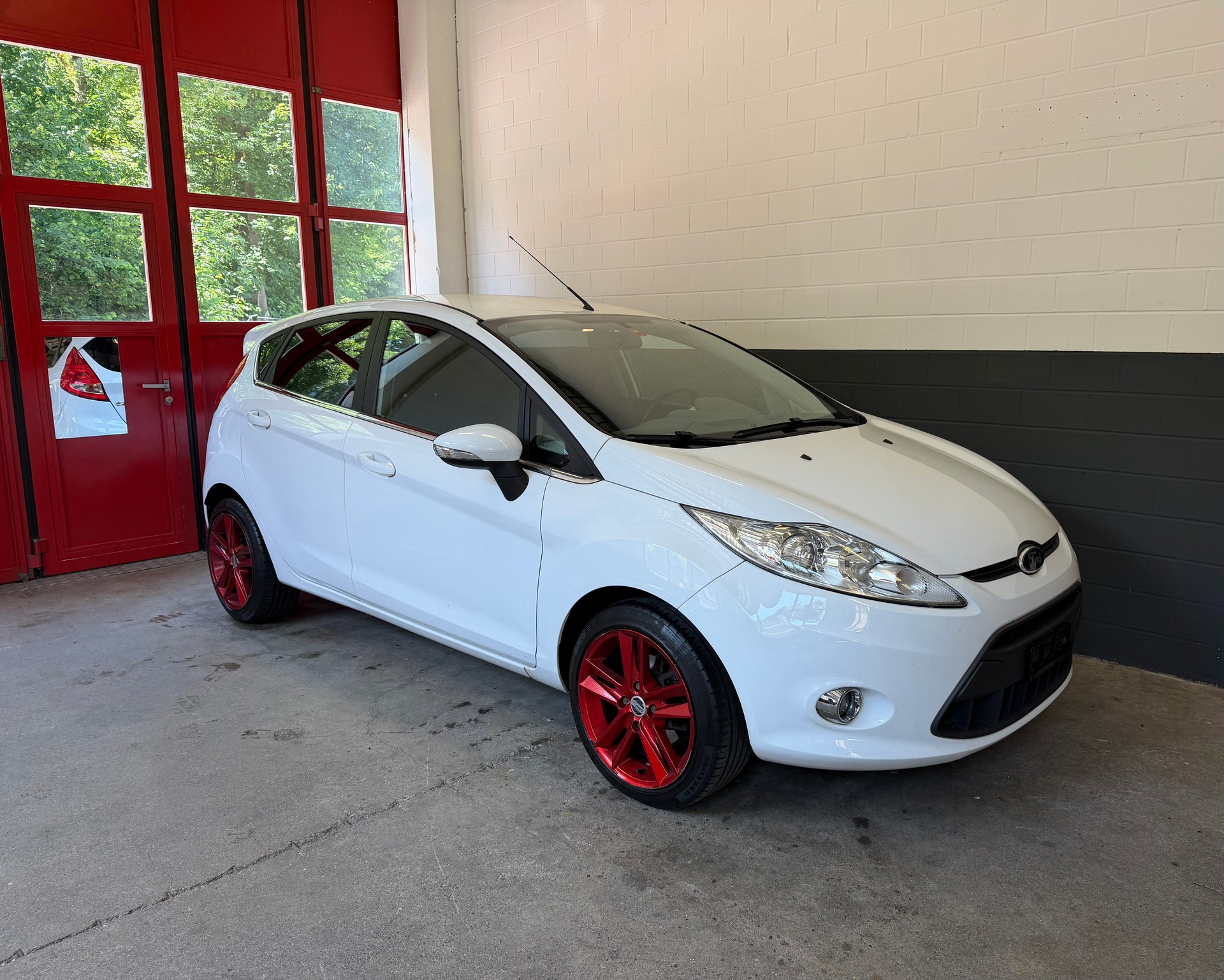 FORD Fiesta 1.4 16V Colourline //NEU AB MFK!-image-0
