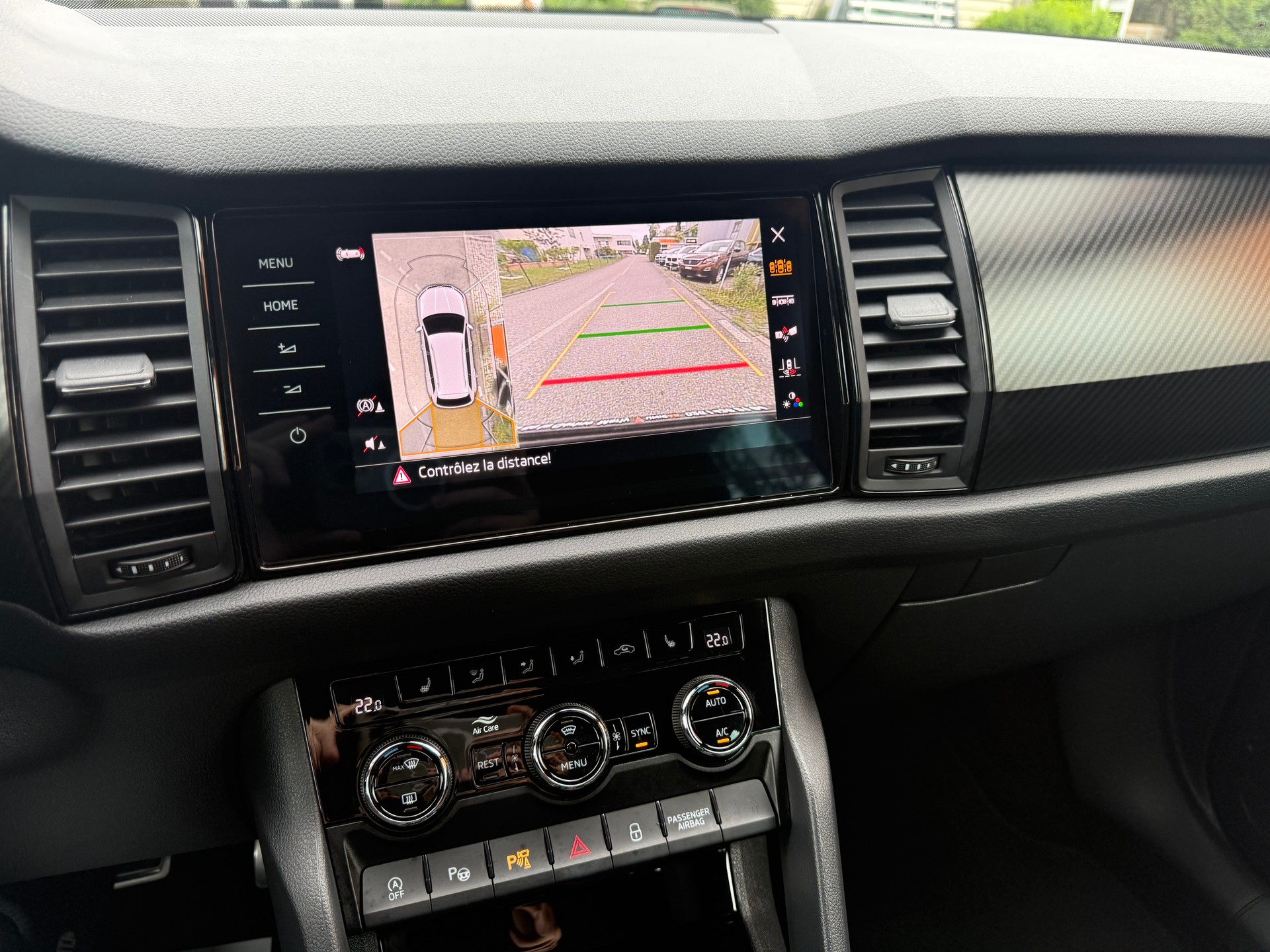 SKODA Kodiaq 2.0 TSI 4x4 Sport Line-image-11