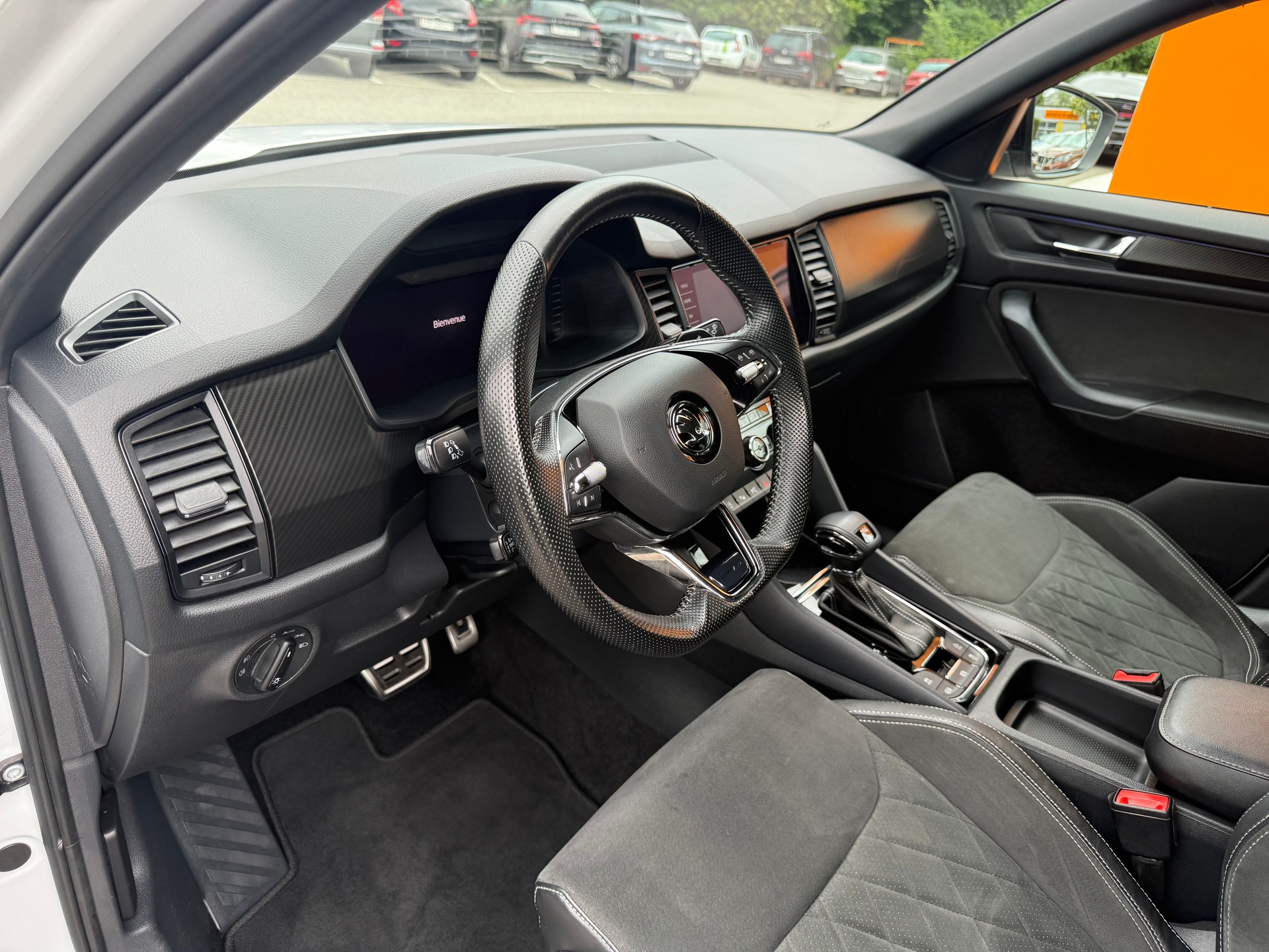 SKODA Kodiaq 2.0 TSI 4x4 Sport Line-image-5