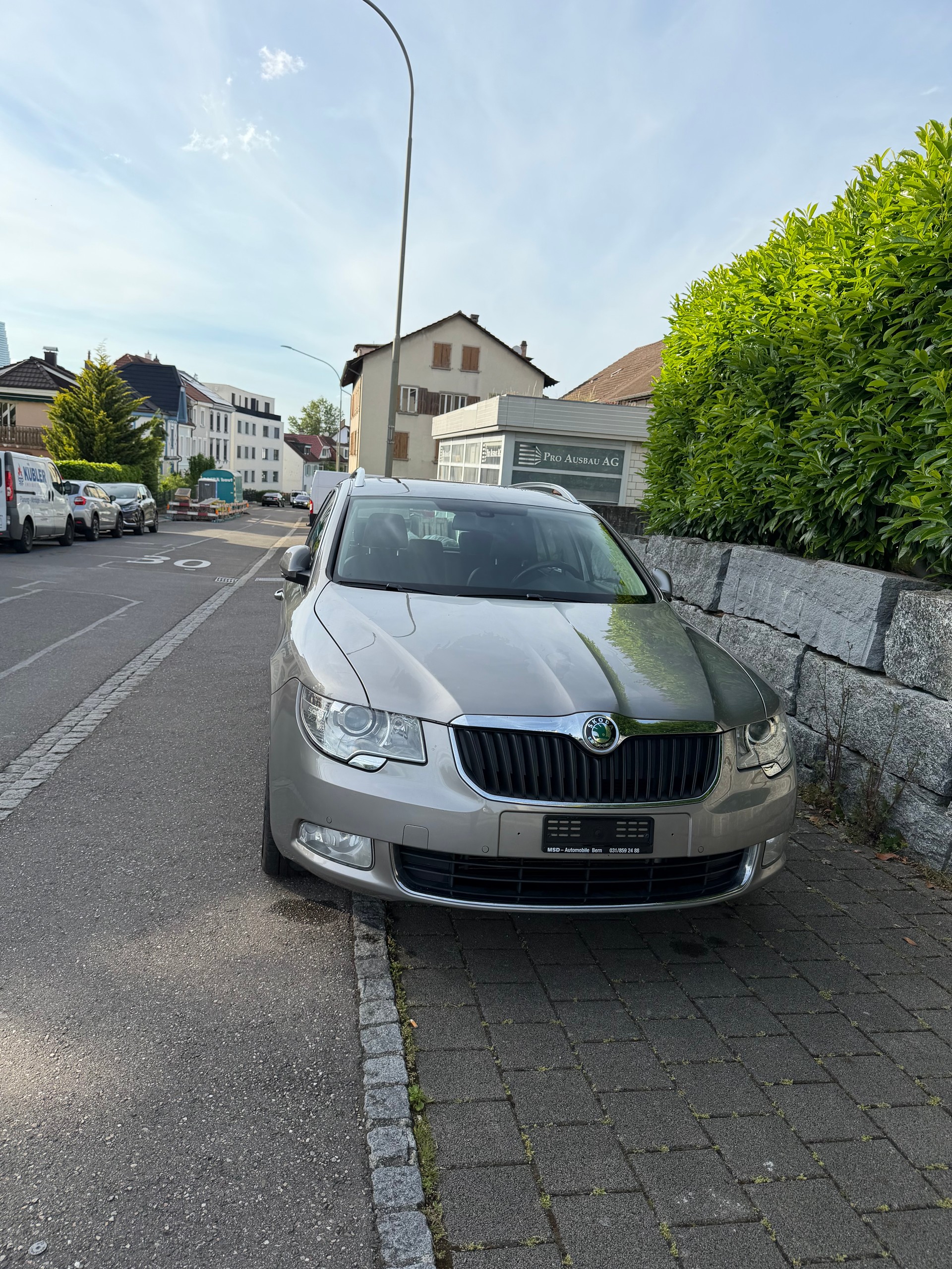 SKODA Superb Combi 3.6 FSI Ambition 4x4 DSG-image-1