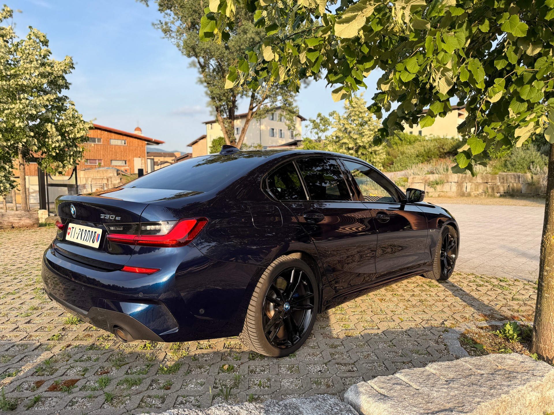 BMW 330E M Sport-image-2