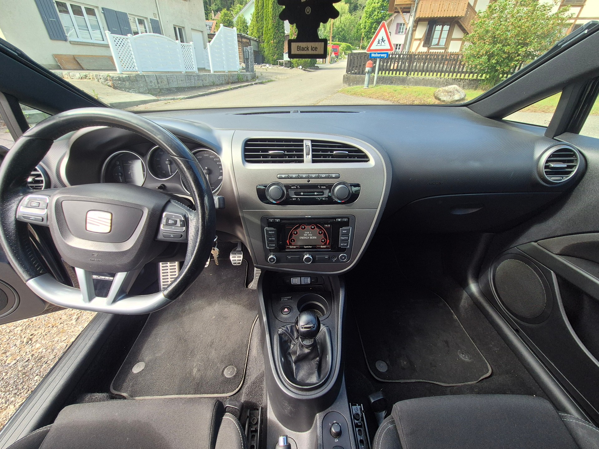 SEAT Leon Cupra r310-image-11