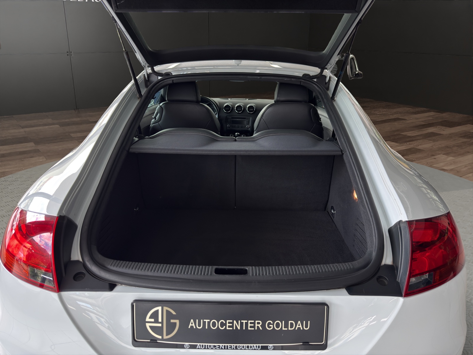 AUDI TT Coupé 2.0 TFSI S-tronic-image-15