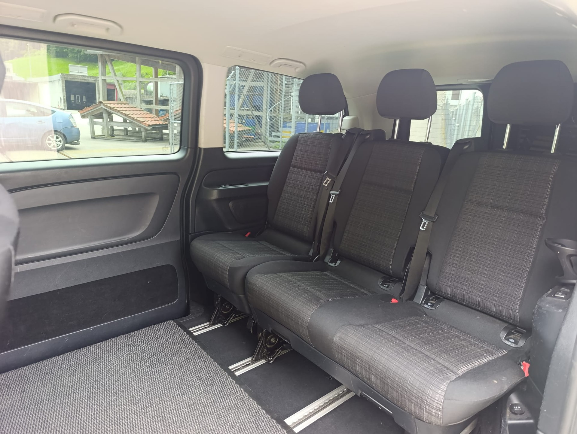 MERCEDES-BENZ Vito 119 BlueTEC Tourer Base EL 7G-Tronic-image-11