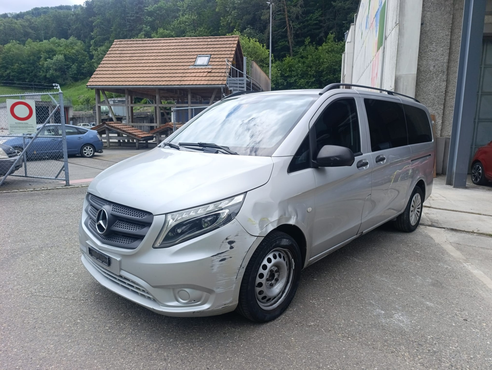 MERCEDES-BENZ Vito 119 BlueTEC Tourer Base EL 7G-Tronic-image-0