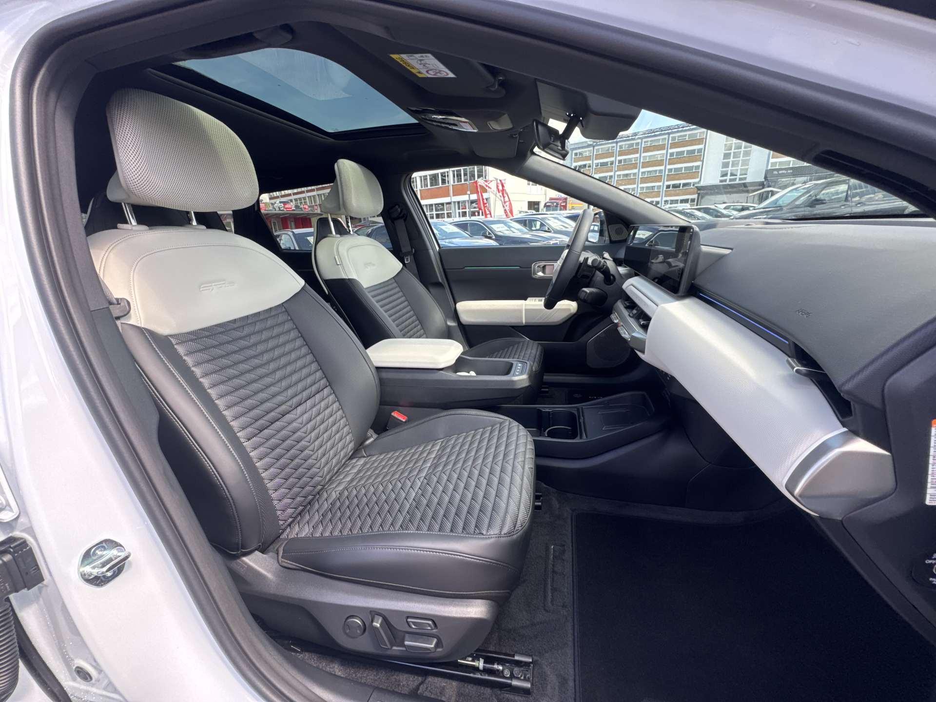 KIA EV4 81,4 kWh GT-Line Automat 204PS-image-12