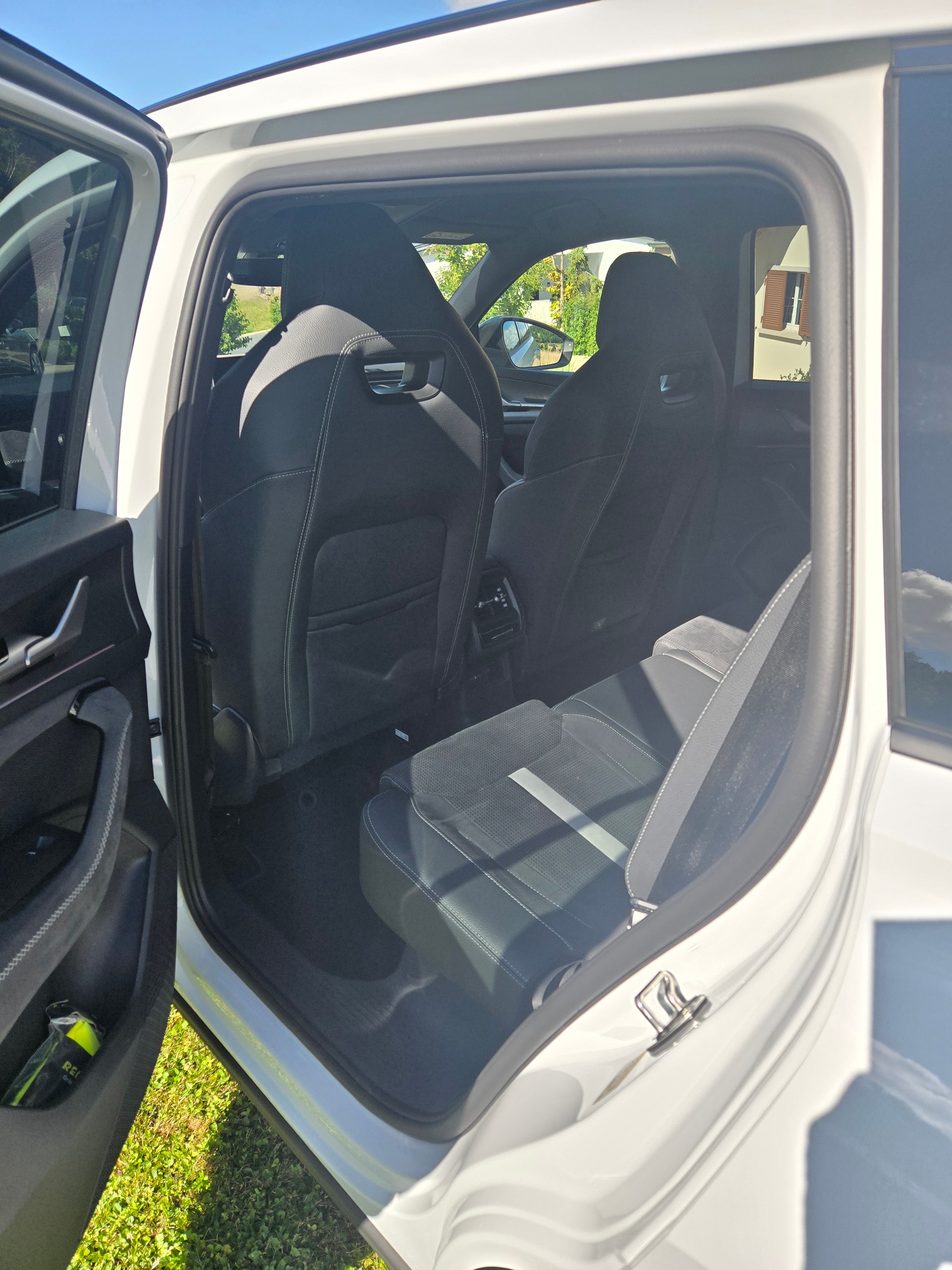 SKODA 2.0 TDI SportLine-image-8