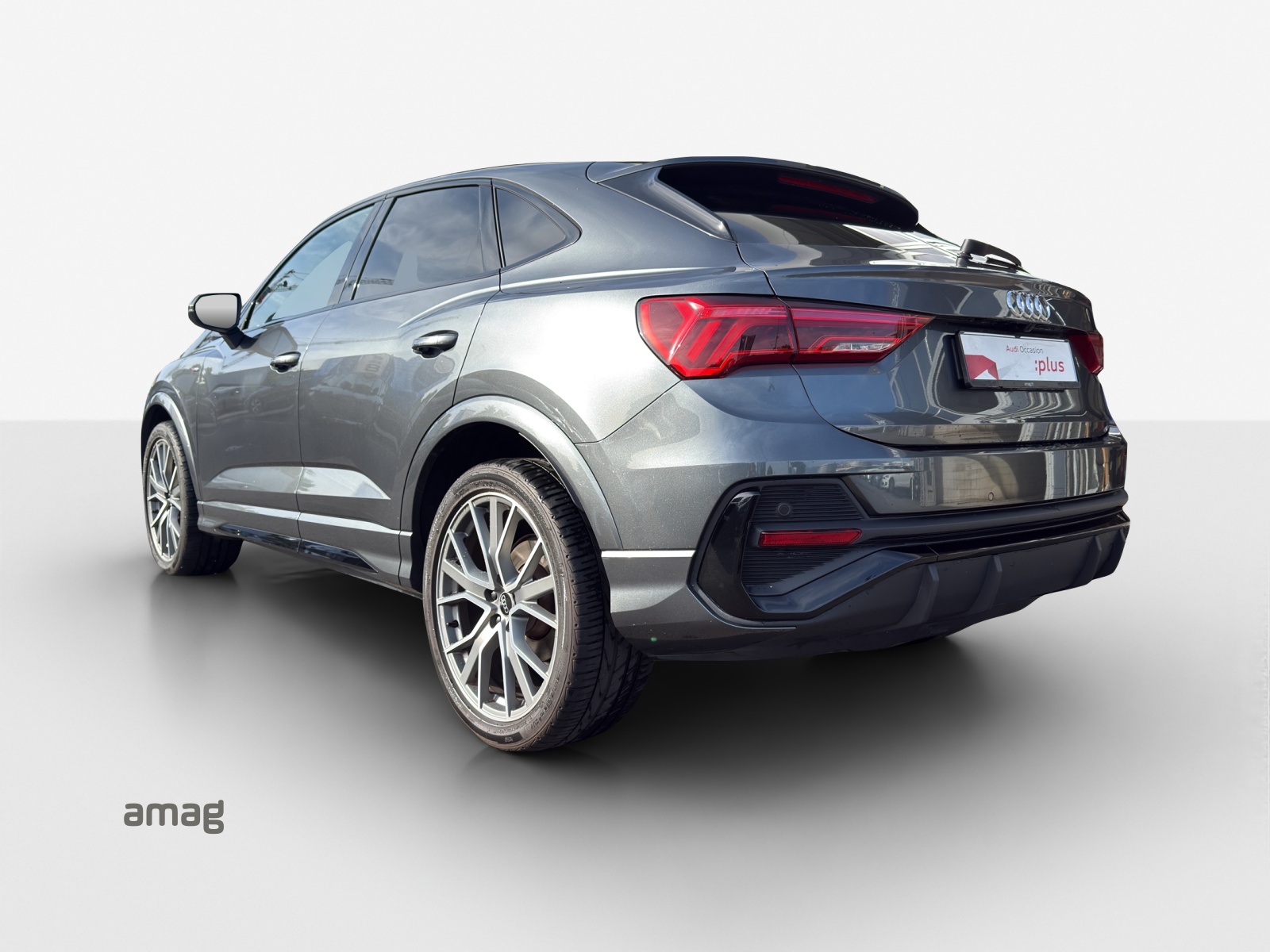 AUDI Q3 Sportback 35 TFSI S line Attraction S-tronic-image-2