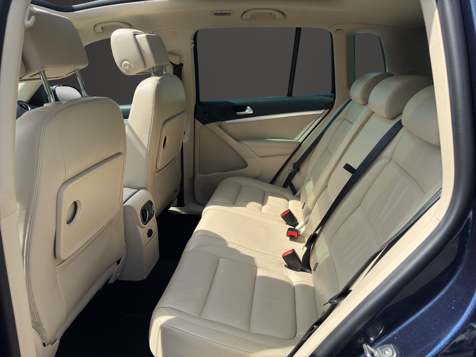 VW Tiguan 2.0 TSI Sport&Style 4Motion DSG-image-14