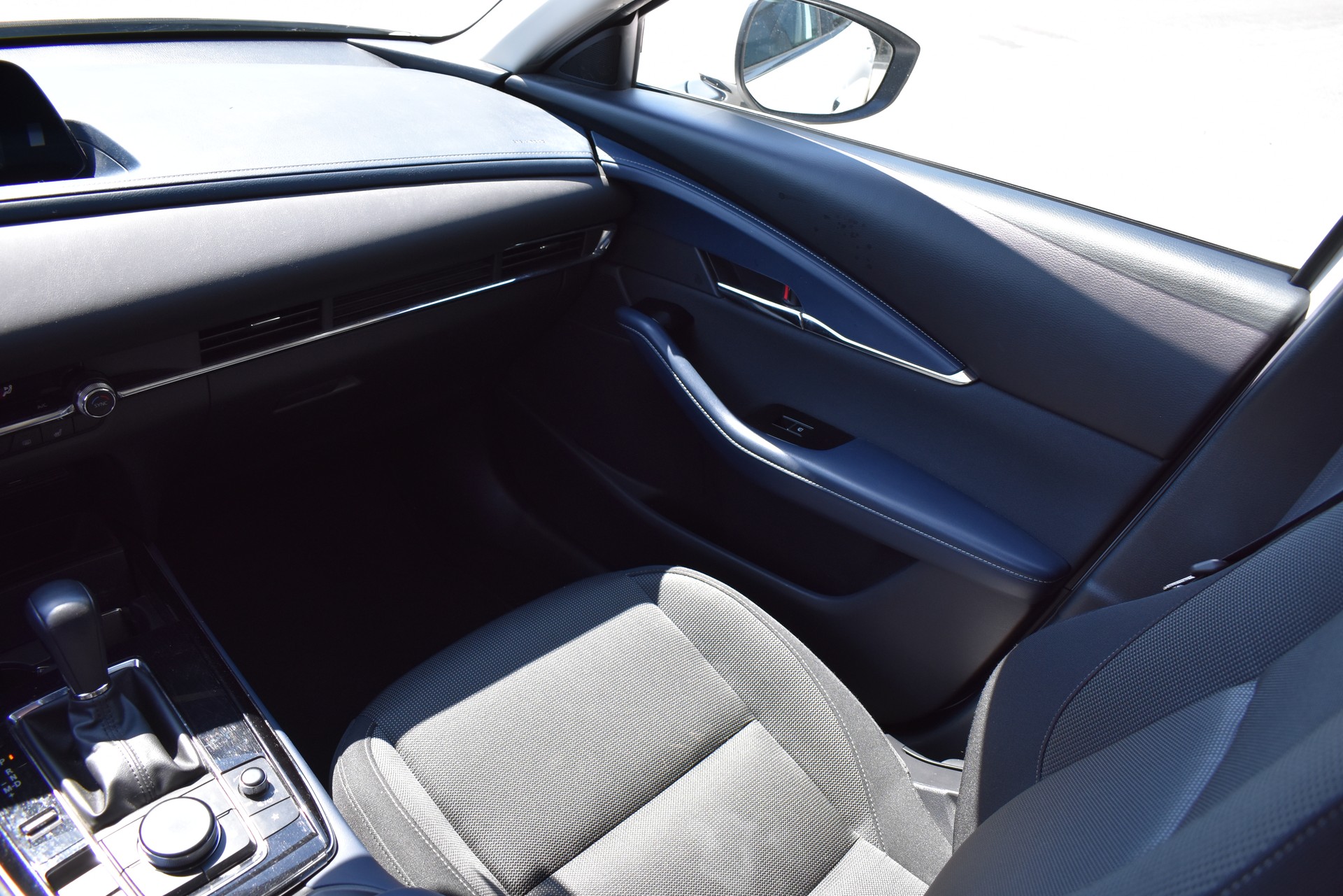 MAZDA CX-30 SKYACTIV-G M Hybrid 150 Ambition Plus AWD Automat-image-9