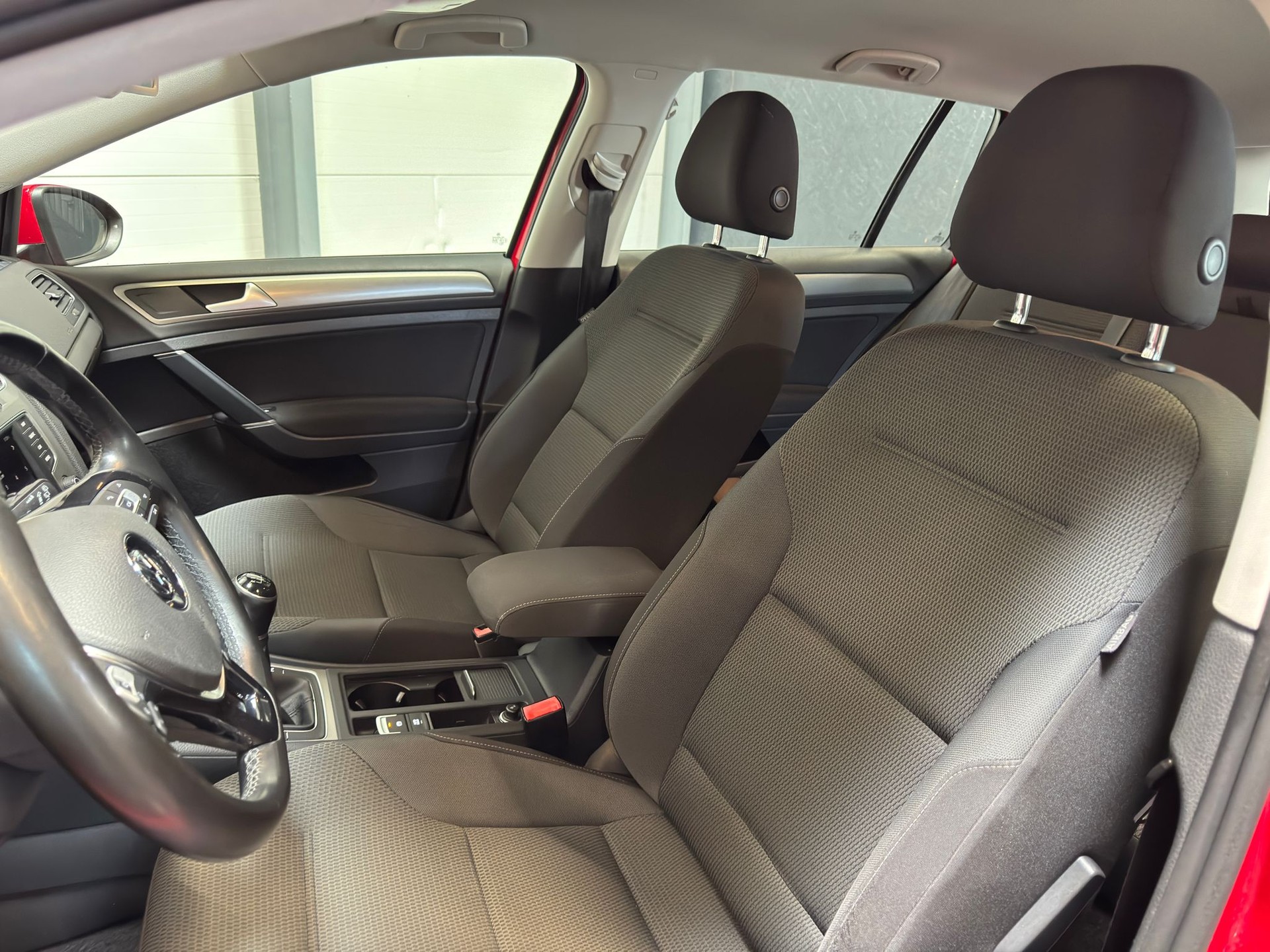 VW Golf VII Variant 1.6 TDI BlueM Comfortline-image-11