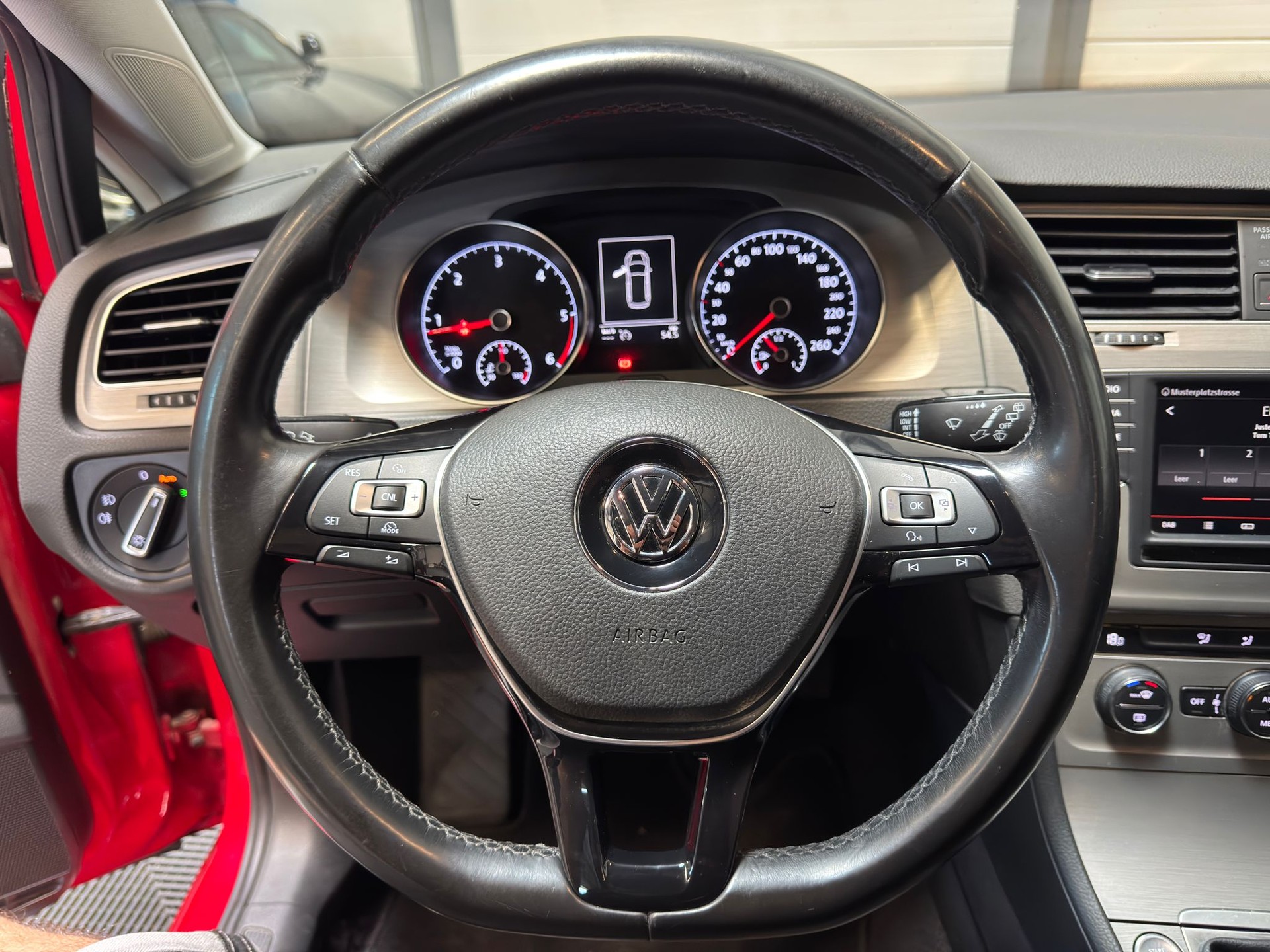 VW Golf VII Variant 1.6 TDI BlueM Comfortline-image-14