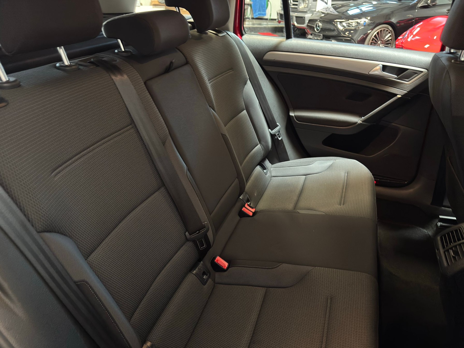 VW Golf VII Variant 1.6 TDI BlueM Comfortline-image-9