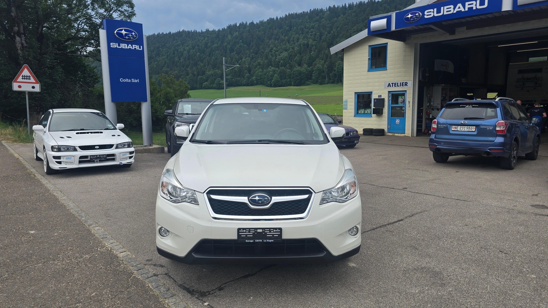 SUBARU XV 1.6i Swiss Two-image-1
