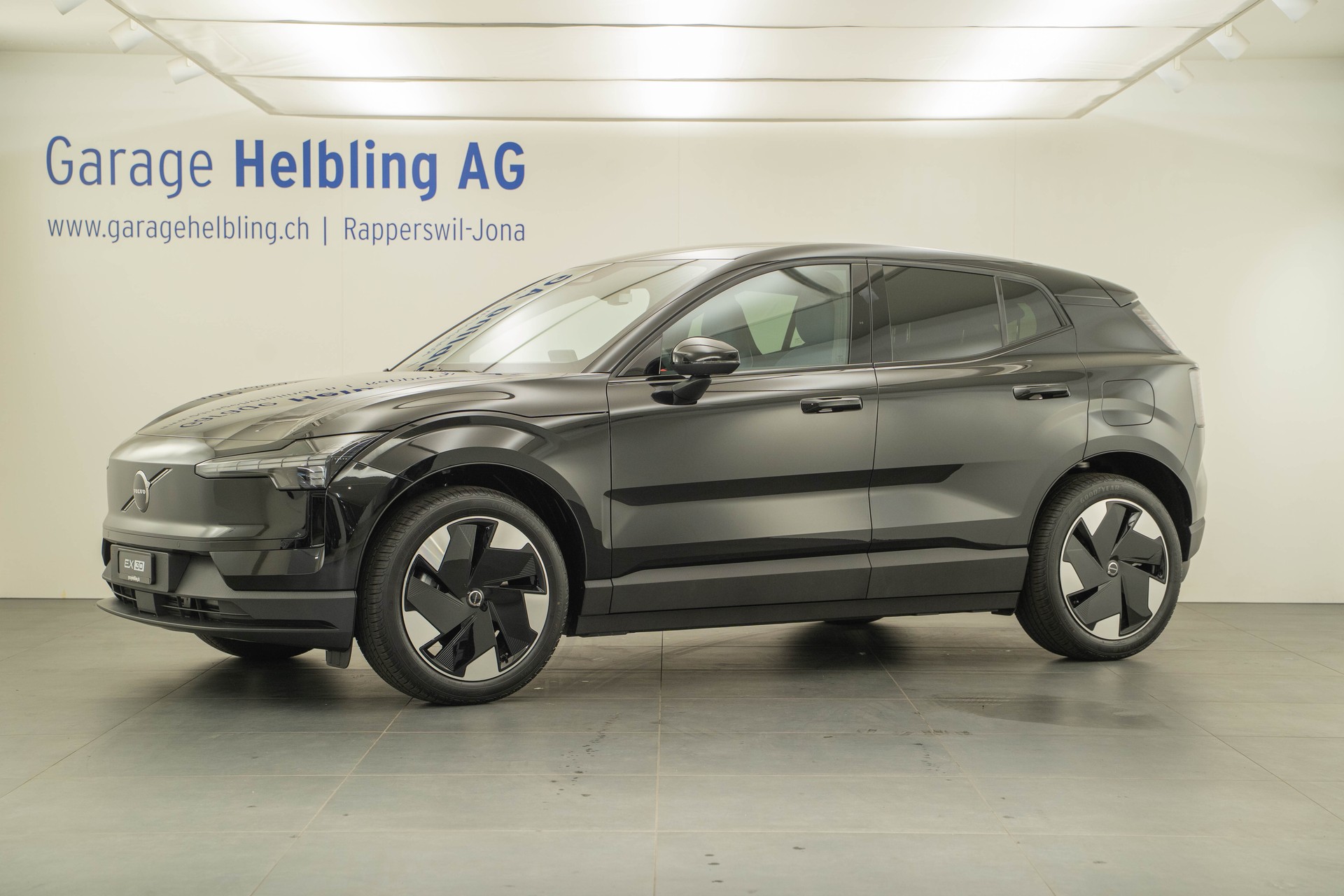 VOLVO EX30 E60 Plus-image-0