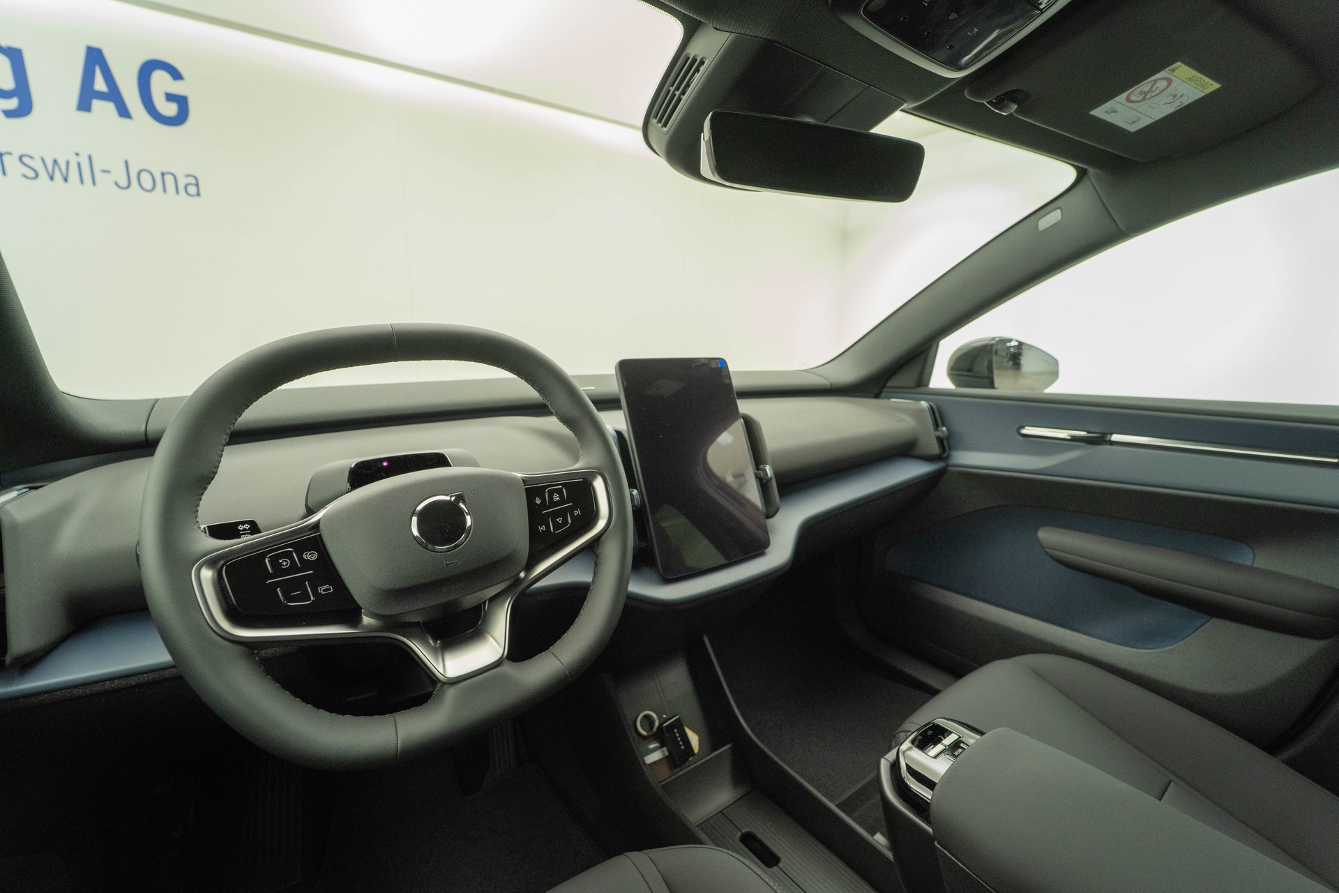VOLVO EX30 E60 Plus-image-6