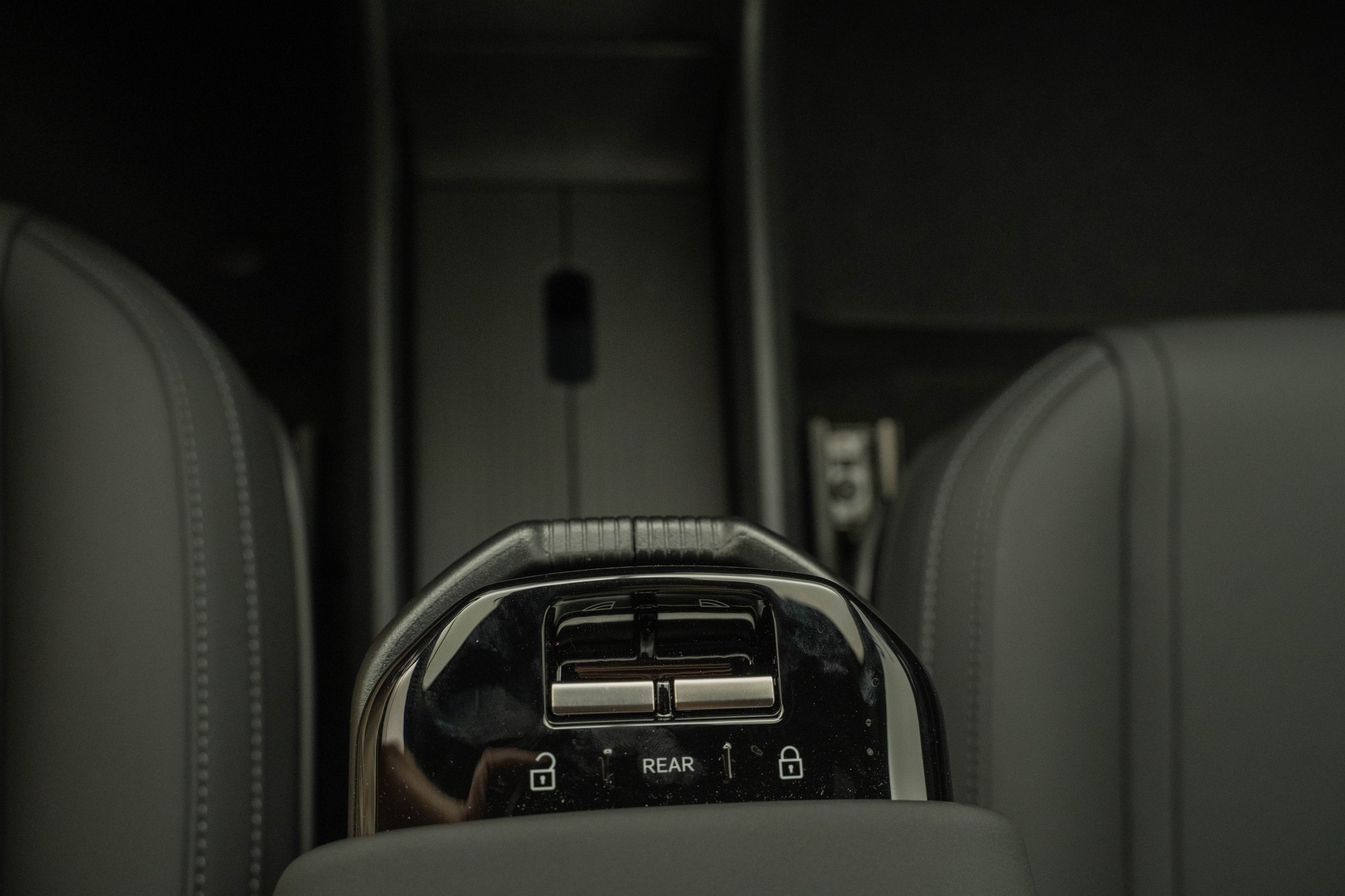VOLVO EX30 E60 Plus-image-12