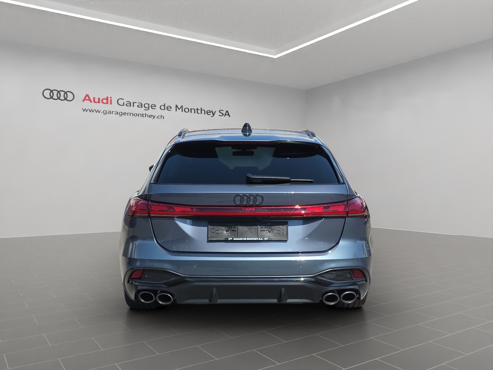 AUDI S5 Avant TFSI quattro S tronic-image-4