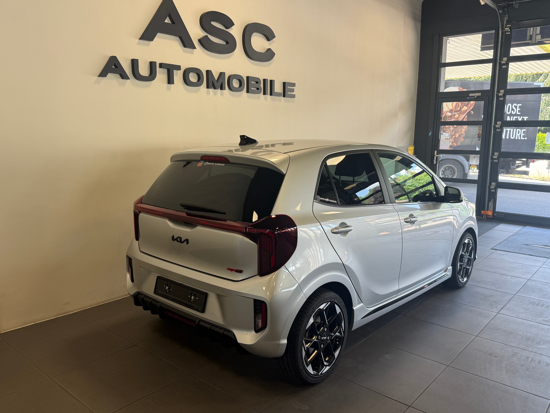 KIA Picanto 1.2 CVVT GT-Line Automatic-image-3