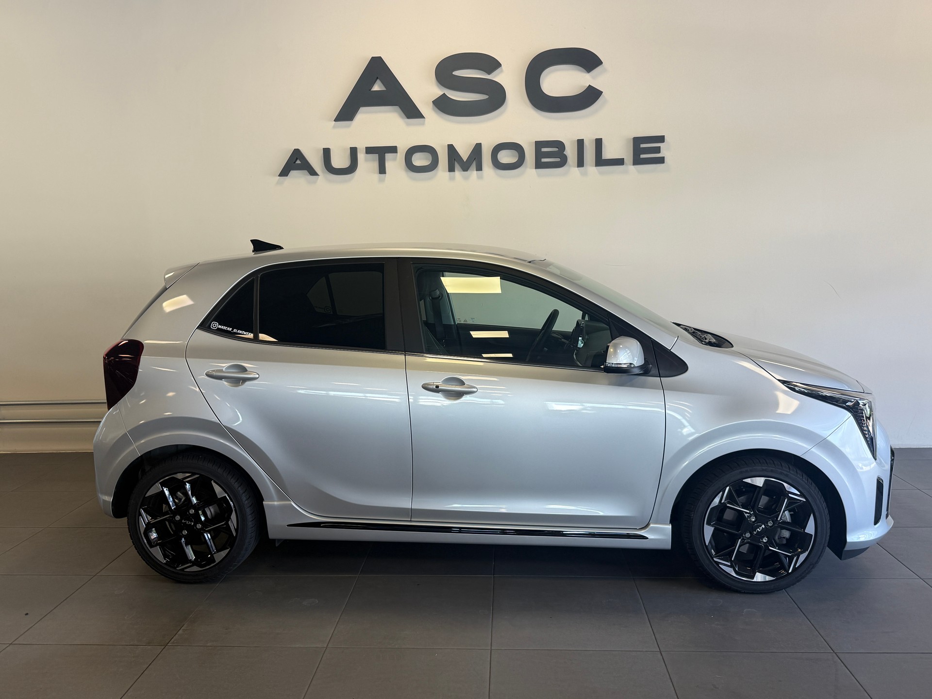KIA Picanto 1.2 CVVT GT-Line Automatic-image-2
