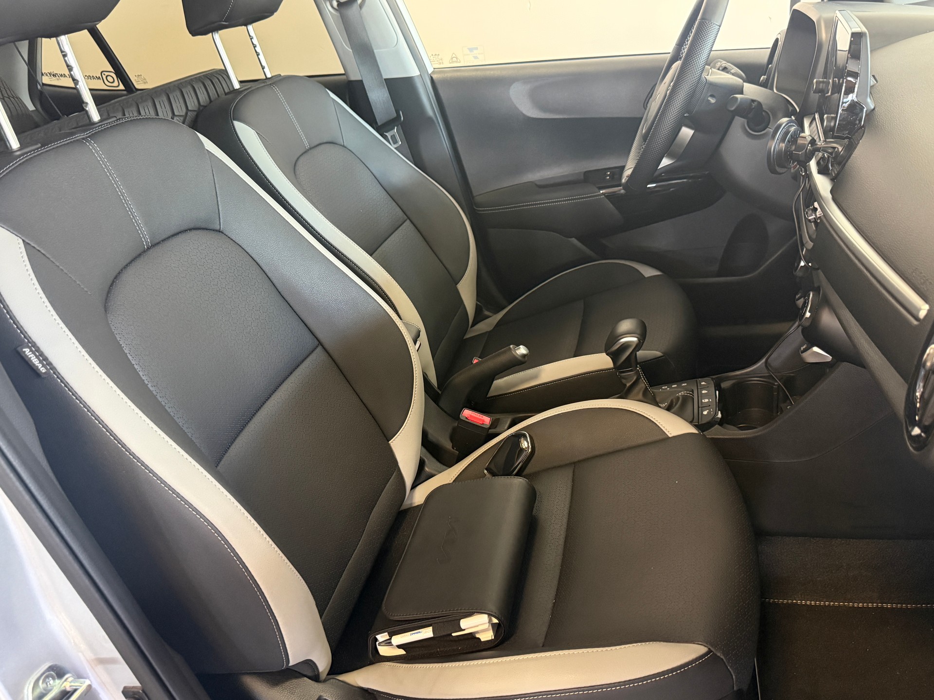 KIA Picanto 1.2 CVVT GT-Line Automatic-image-8