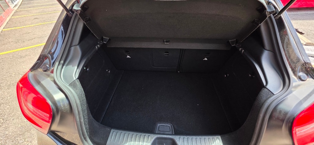 MERCEDES-BENZ A 180 Style-image-10