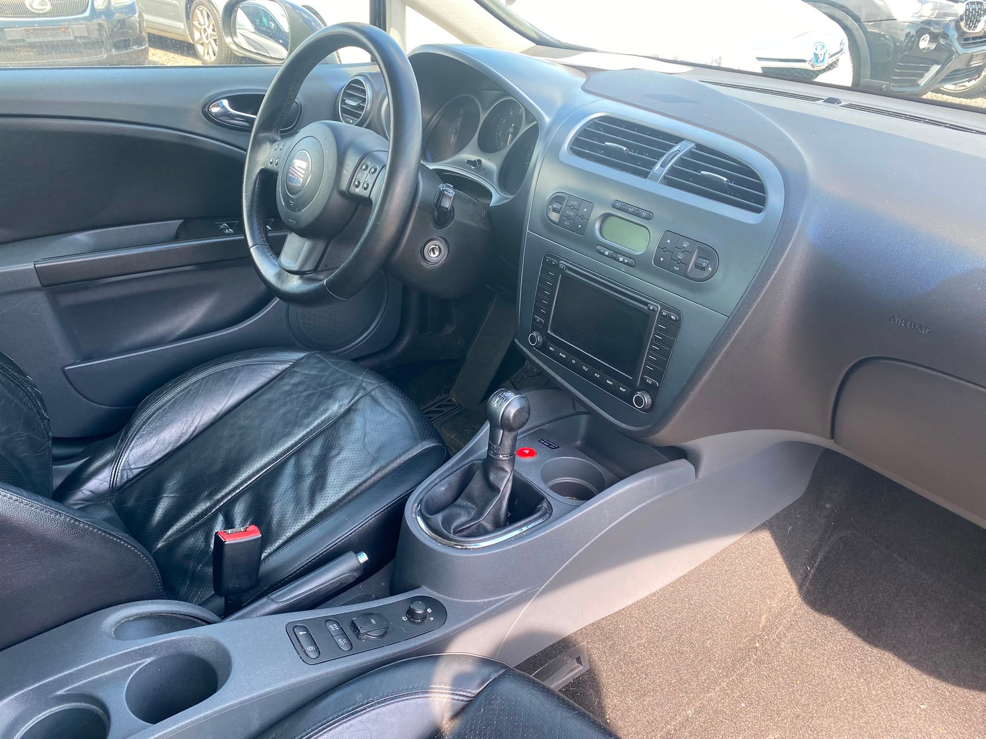 SEAT Leon 2.0 FSI Stylance-image-7
