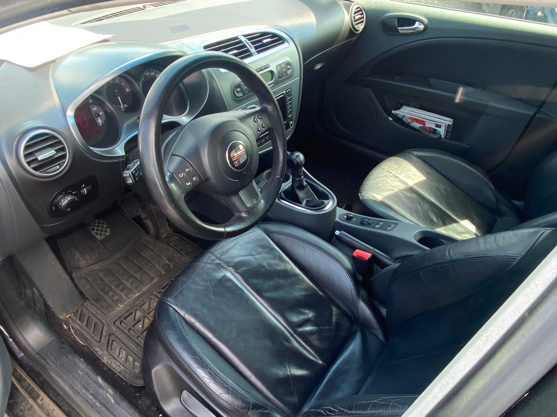 SEAT Leon 2.0 FSI Stylance-image-8