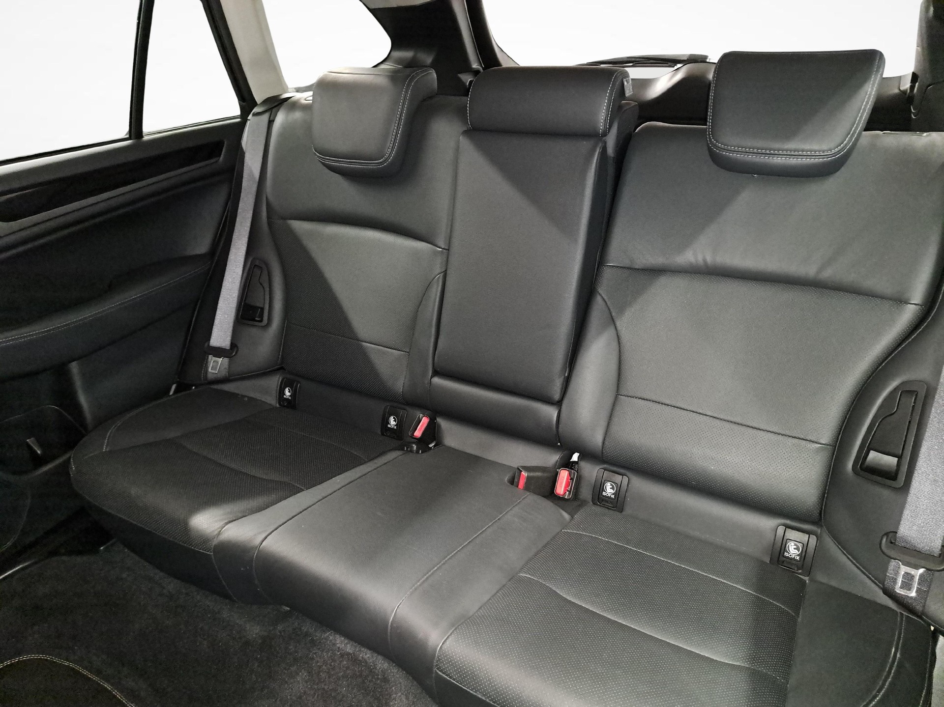 SUBARU Outback 2.5i Luxury-image-10