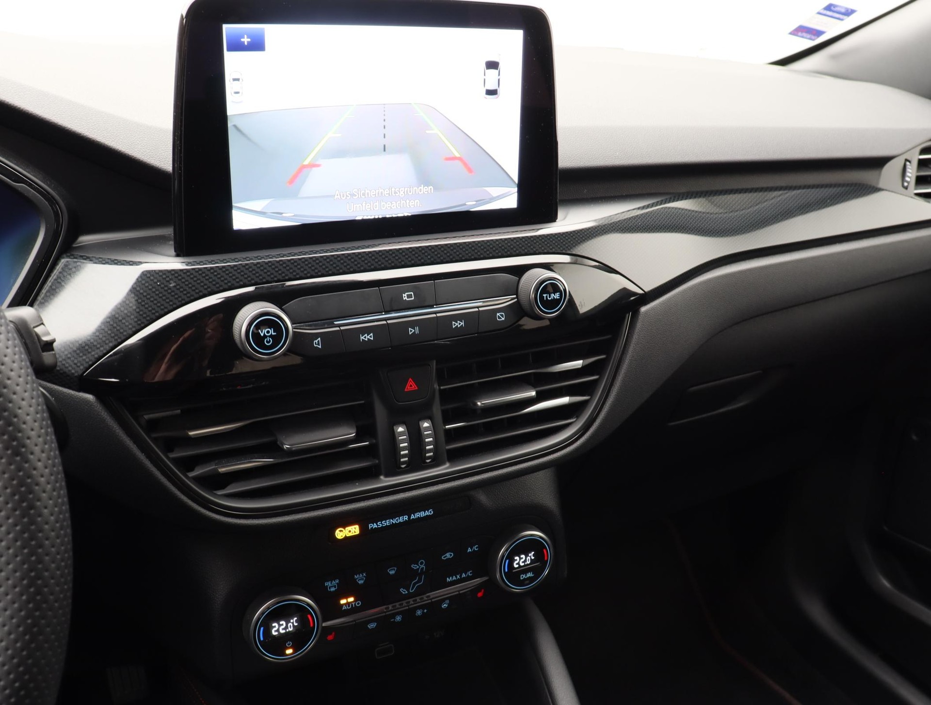 FORD Kuga 2.5 Plug-in Hybrid ST-Line-image-11