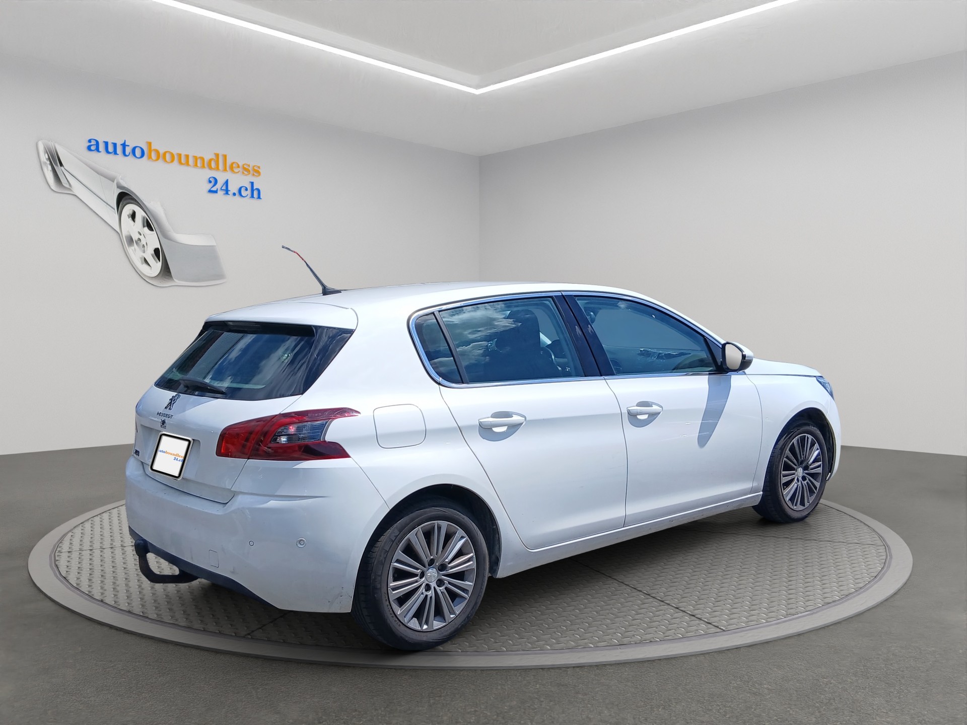 PEUGEOT 308 1.2 Pure Tech Style-image-3