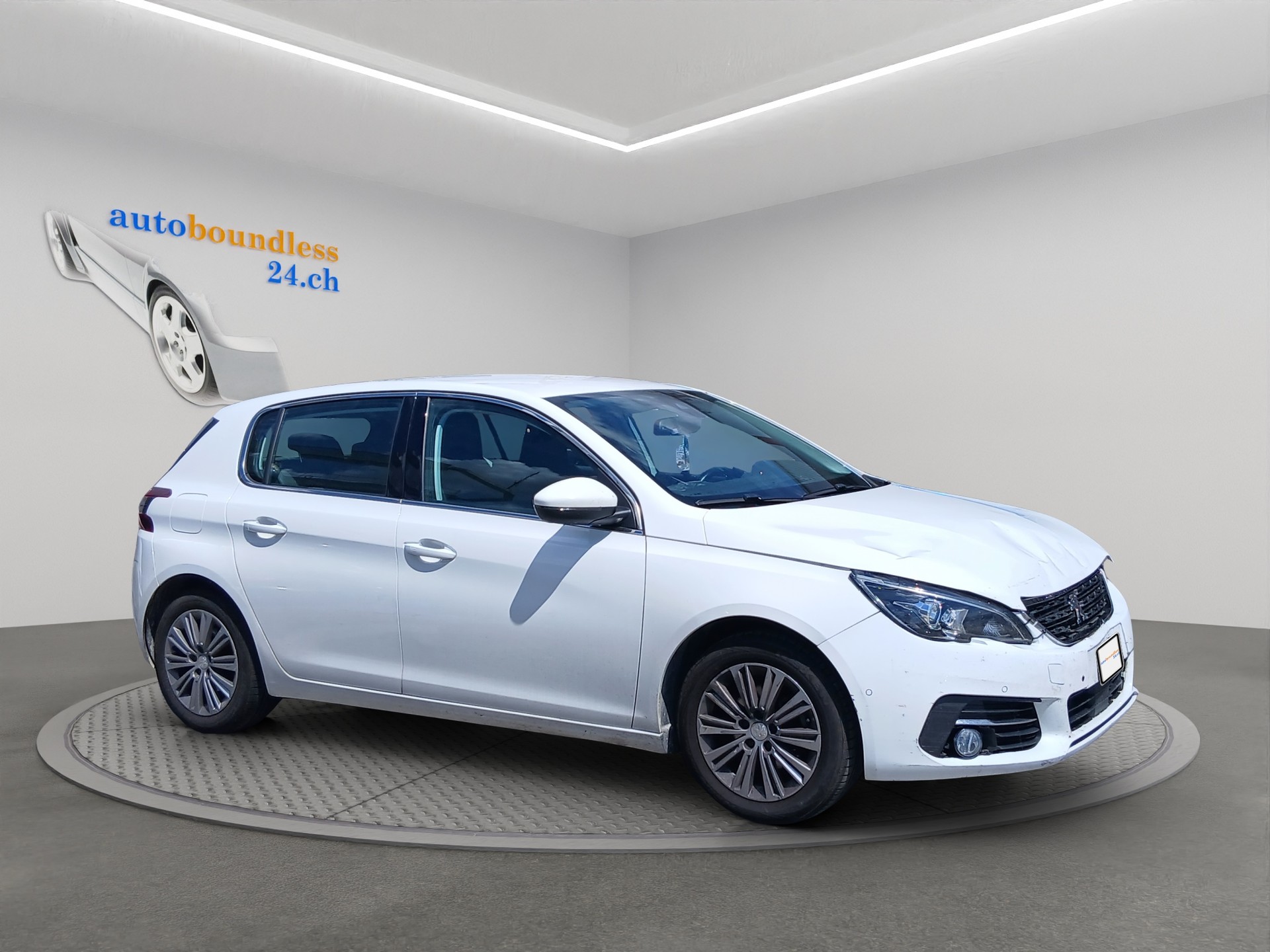 PEUGEOT 308 1.2 Pure Tech Style-image-1