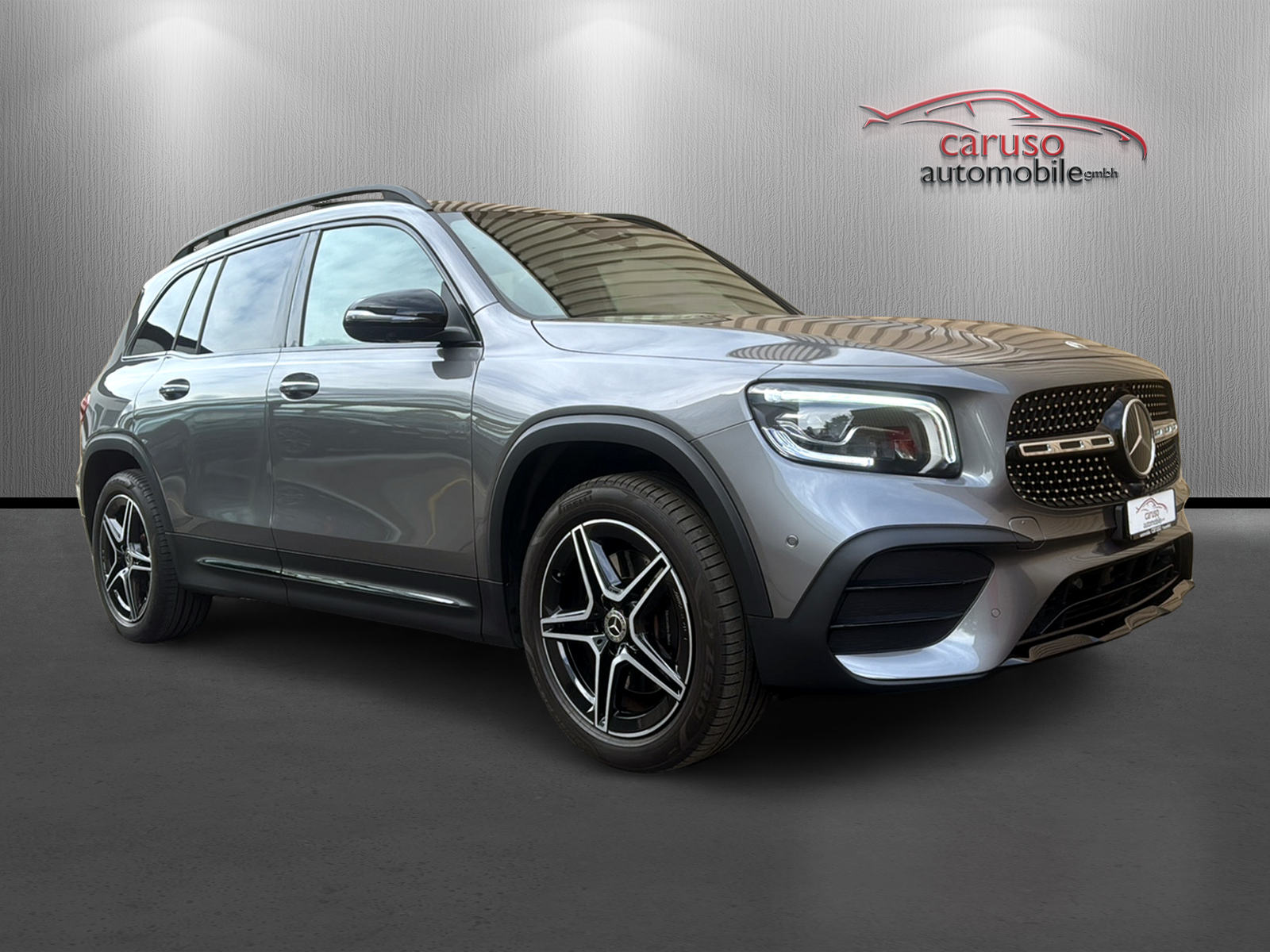 MERCEDES-BENZ GLB 250 4Matic AMG Line 8G-Tronic*Panoramadach*-image-0