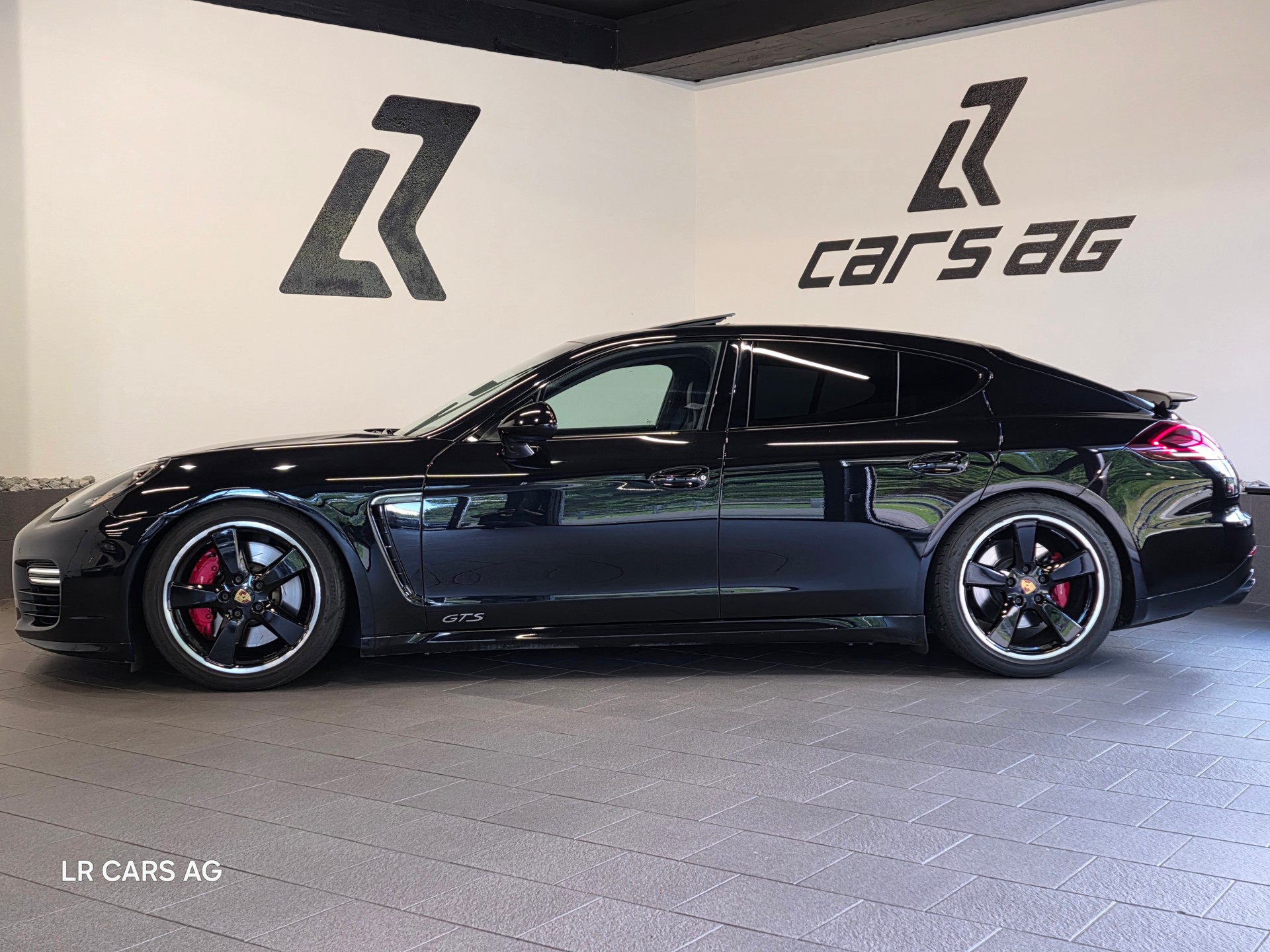 PORSCHE 4.8 V8 GTS PDK-image-3