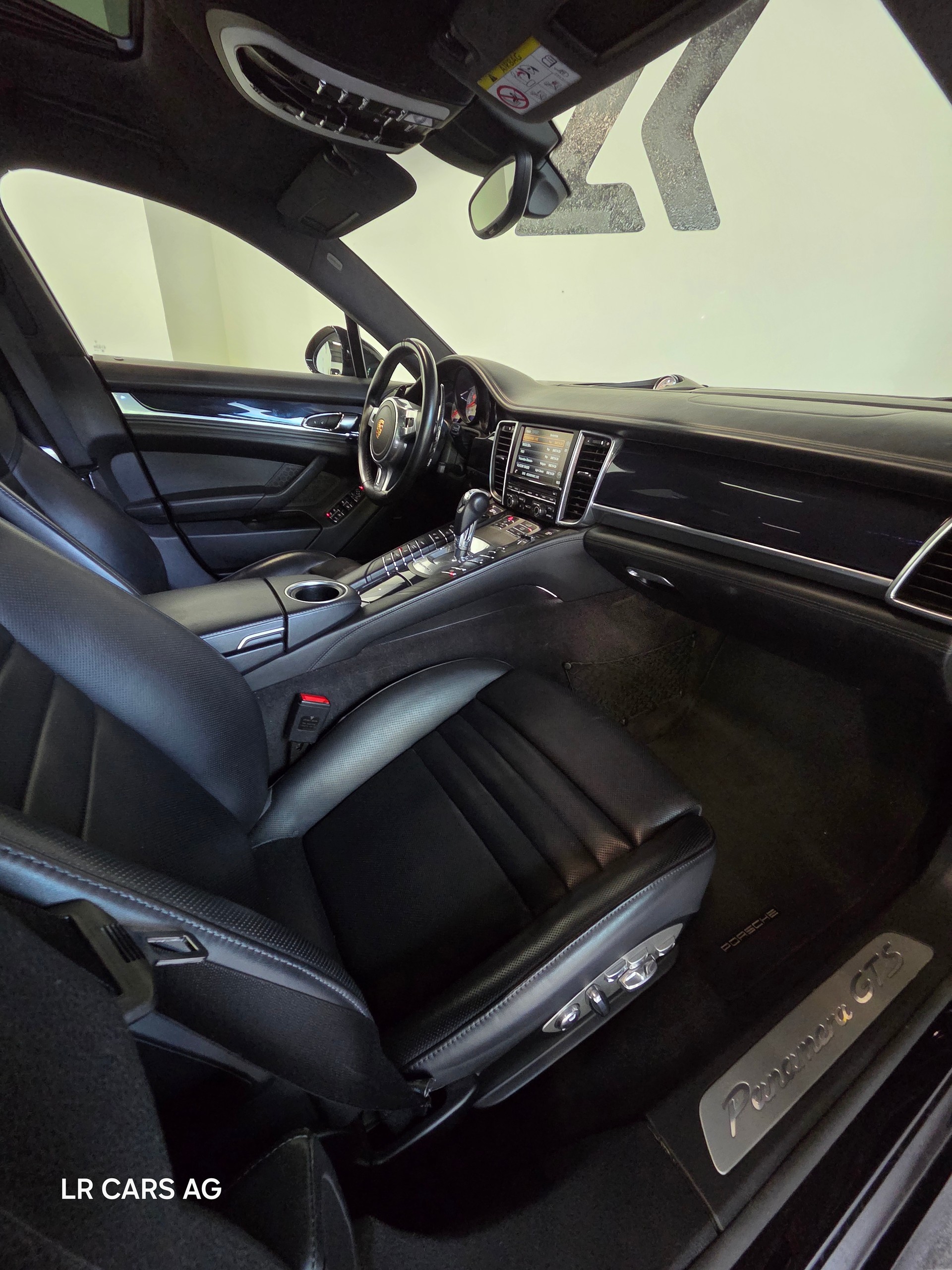 PORSCHE 4.8 V8 GTS PDK-image-8